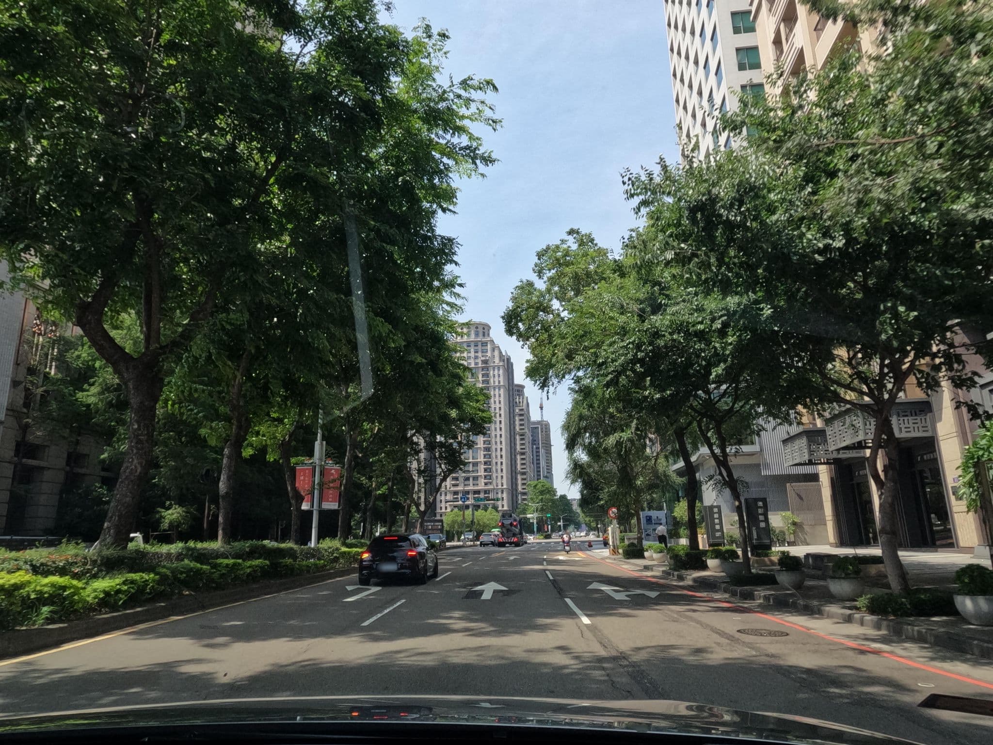 Street view near 意大利汽車旅館, Taichung — © littlebtc (CC BY-SA · Mapillary)