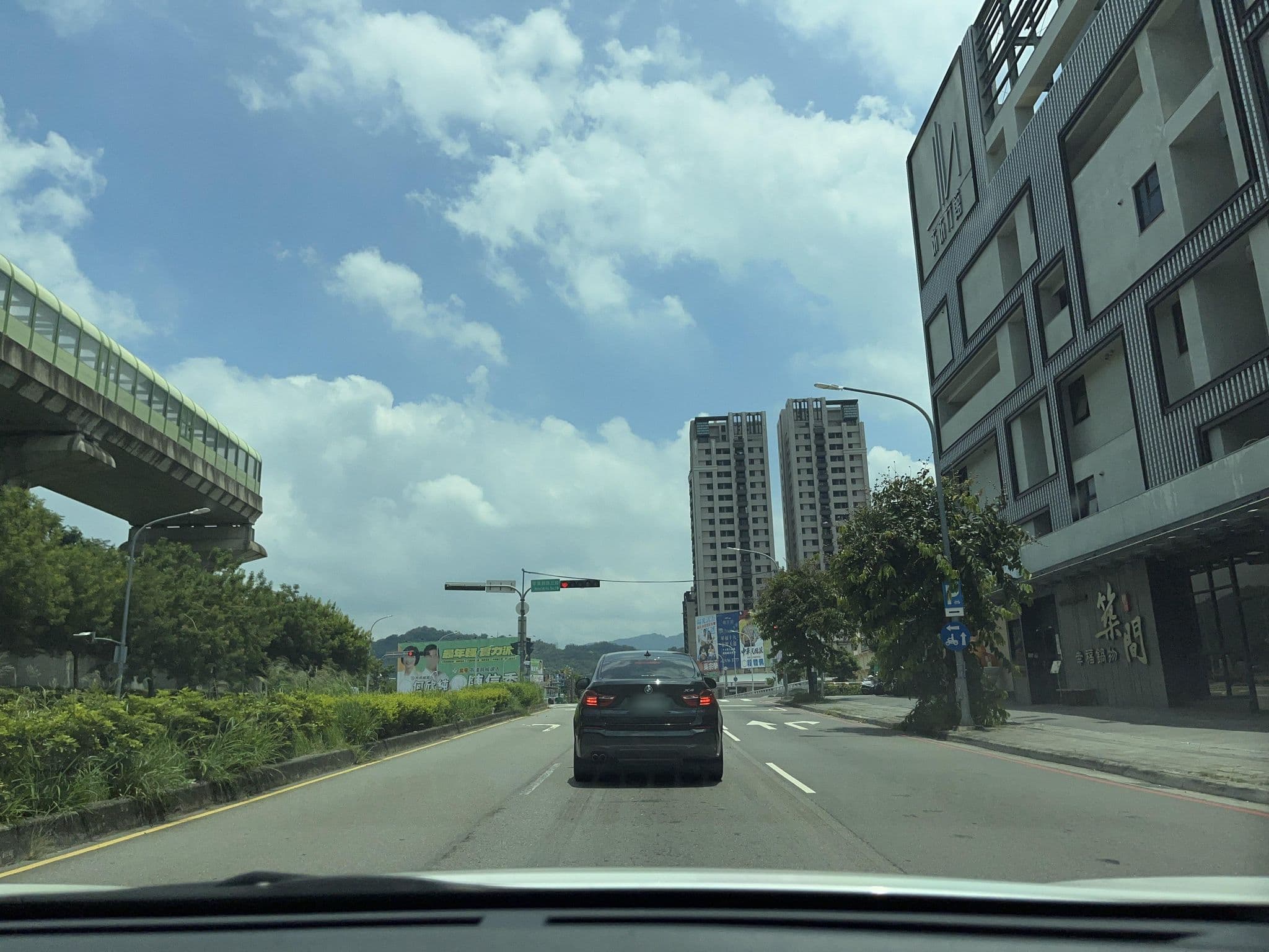 Street view near 木木行館, Taichung — © pty11111 (CC BY-SA · Mapillary)