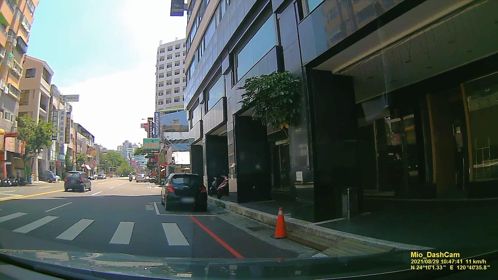 Street view near 旅居文旅-台中文心館 Hub Hotel, Taichung — © littlebtc (CC BY-SA · Mapillary)