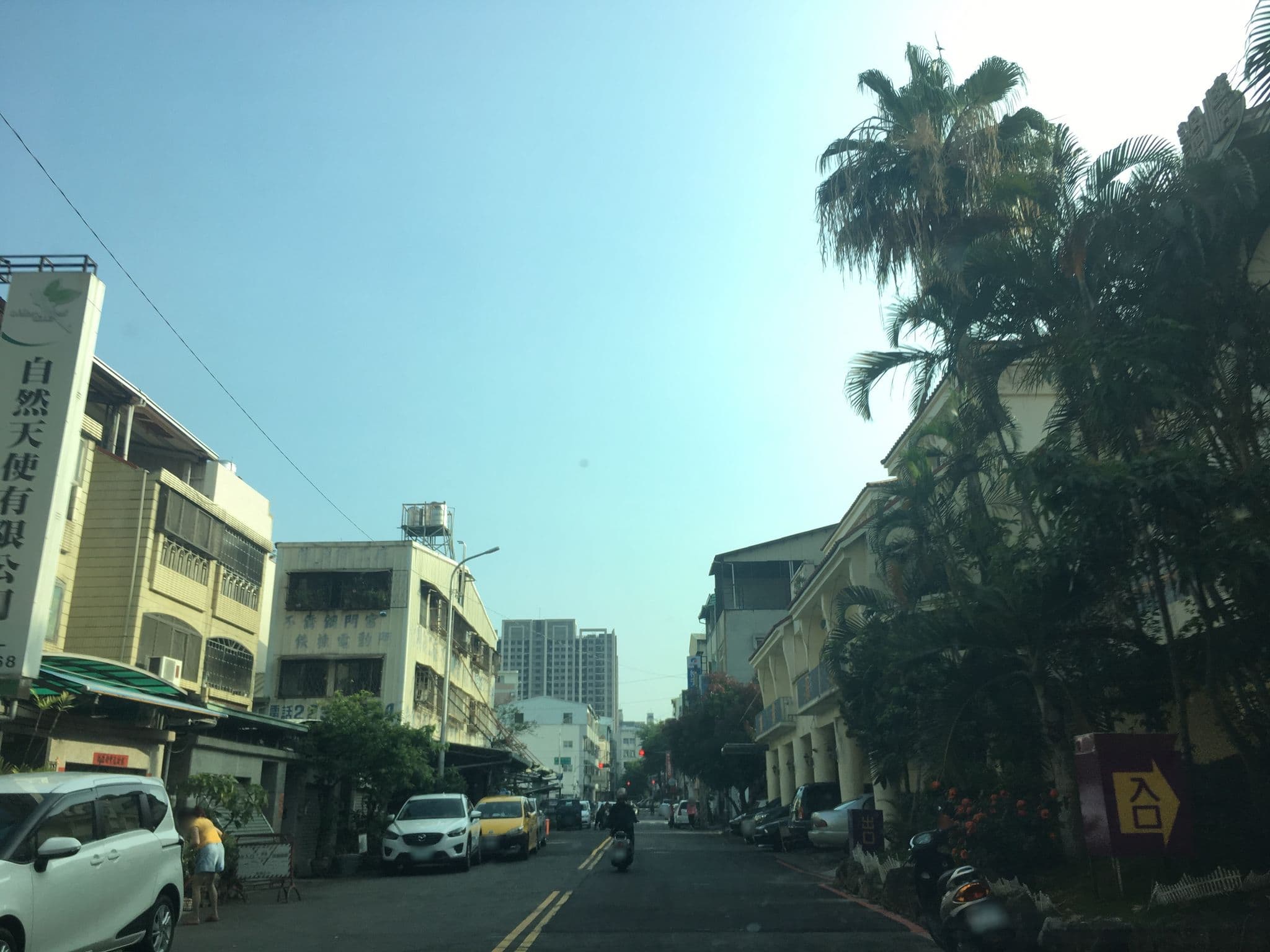 Street view near 論情汽車旅館, Taichung — © pty11111 (CC BY-SA · Mapillary)