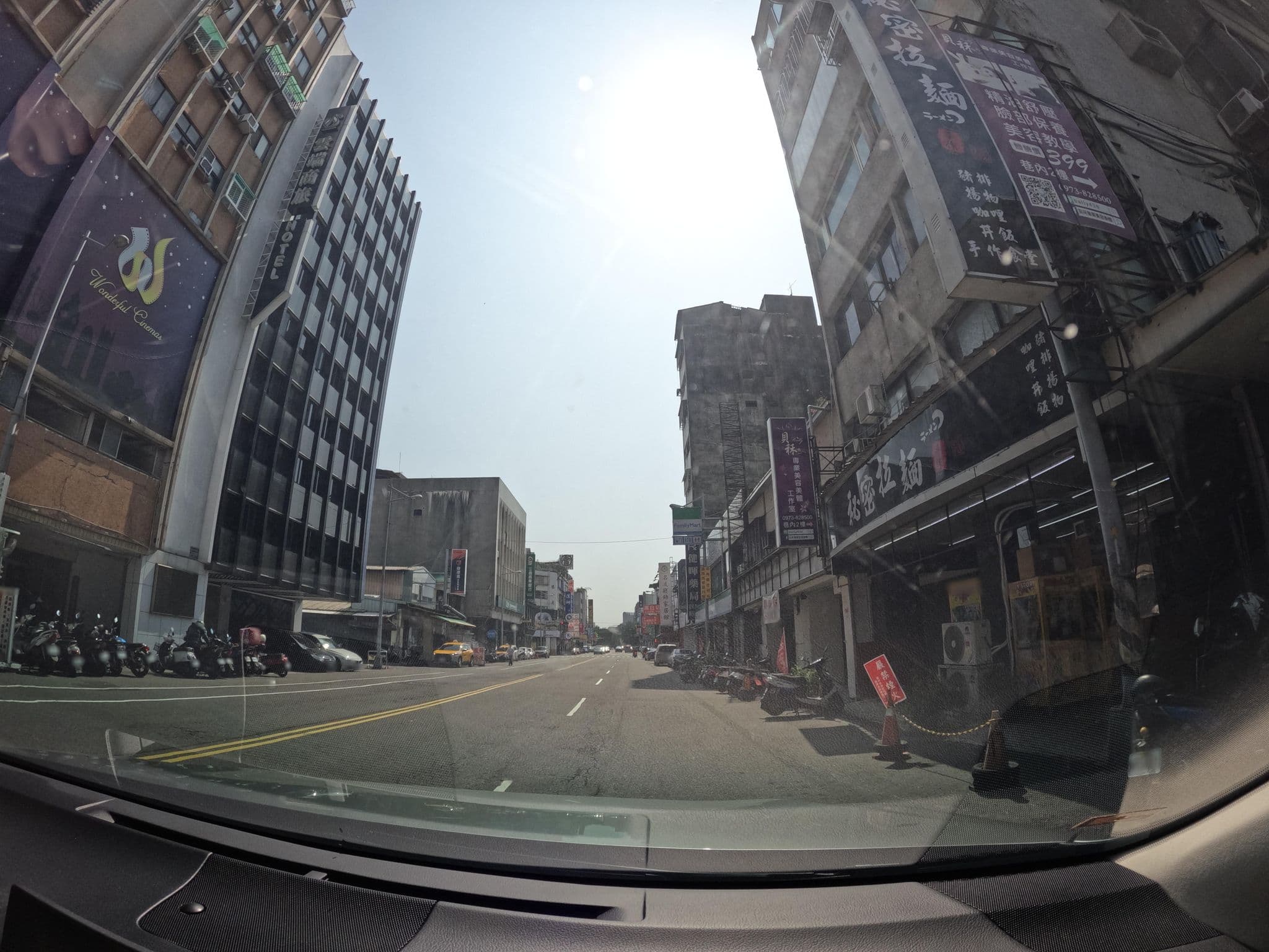 Street view near 雲端商務旅館 The Cloud Hotel, Taichung — © littlebtc (CC BY-SA · Mapillary)