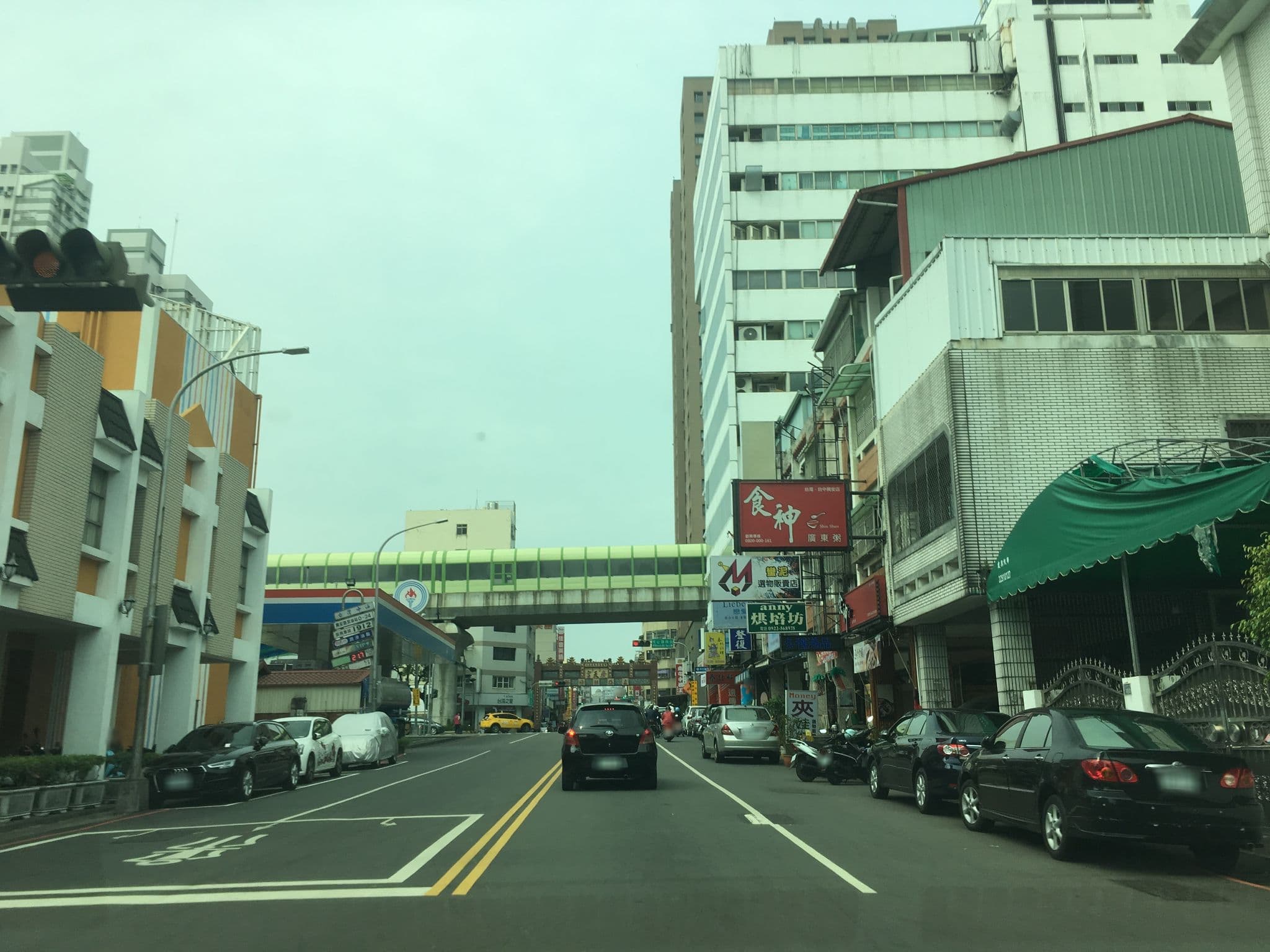 Street view near 虹星汽車旅館, Taichung — © pty11111 (CC BY-SA · Mapillary)