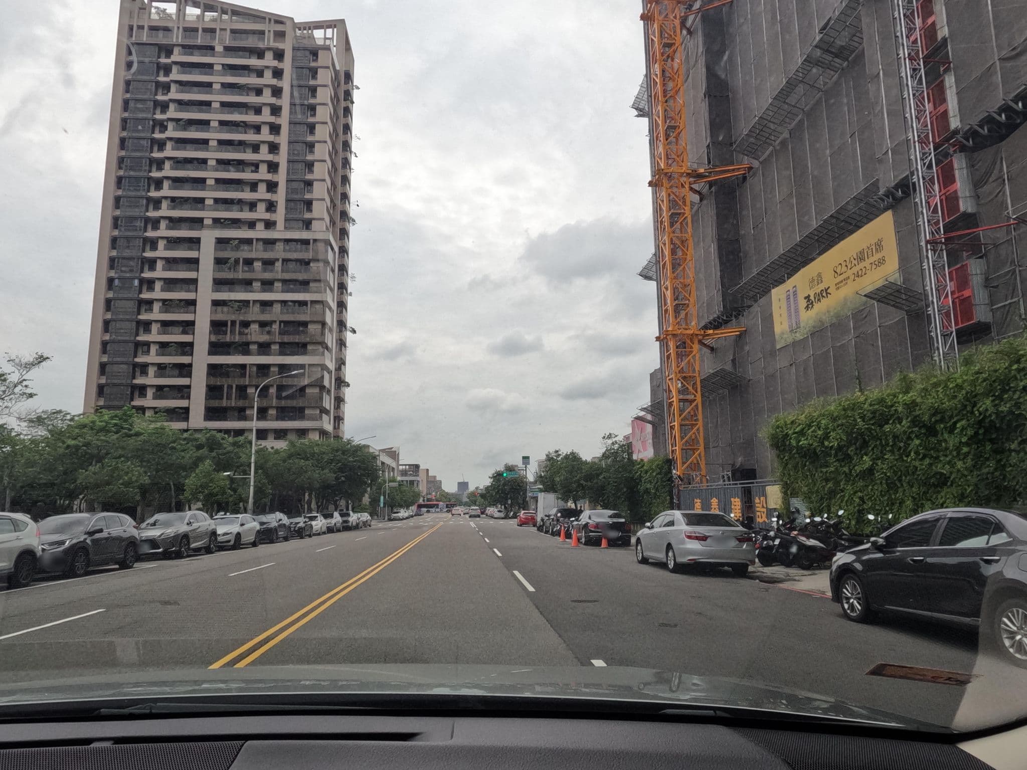 Street view near 錸得汽車旅館, Taichung — © littlebtc (CC BY-SA · Mapillary)