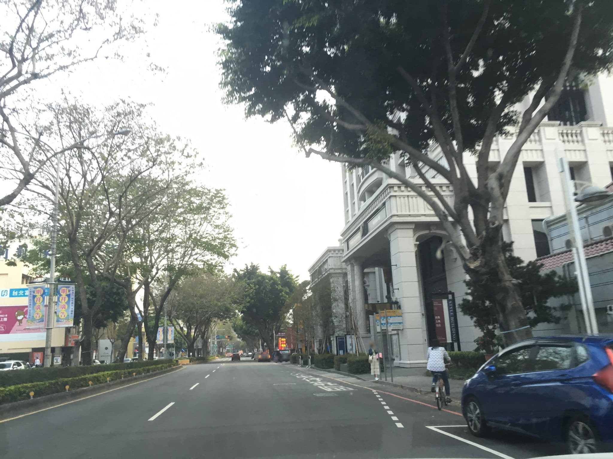 Street view near 采岩汽車旅館, Taichung — © pty11111 (CC BY-SA · Mapillary)