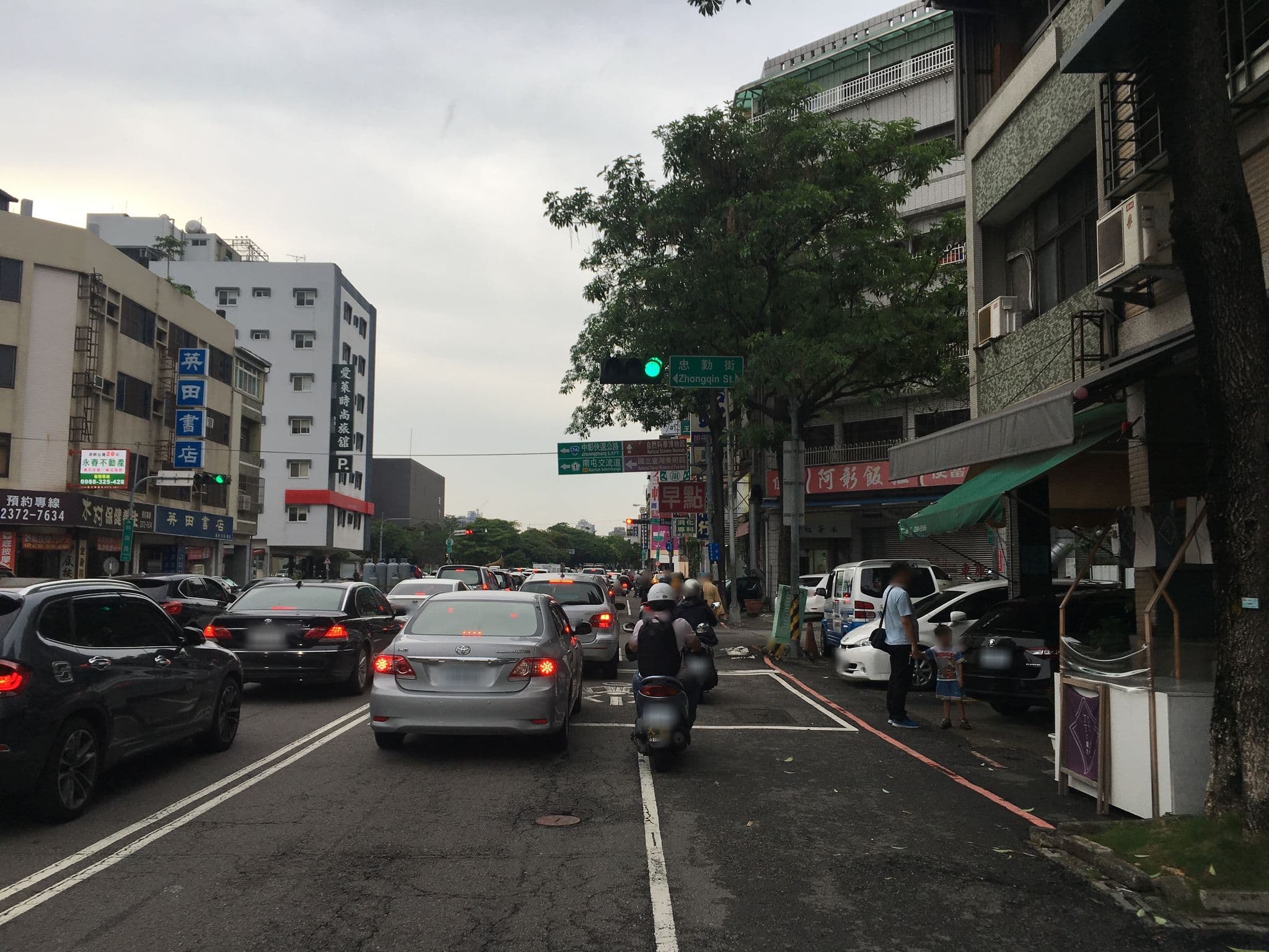 Street view near 小步調, Taichung — © cyut10428_48_53 (CC BY-SA · Mapillary)