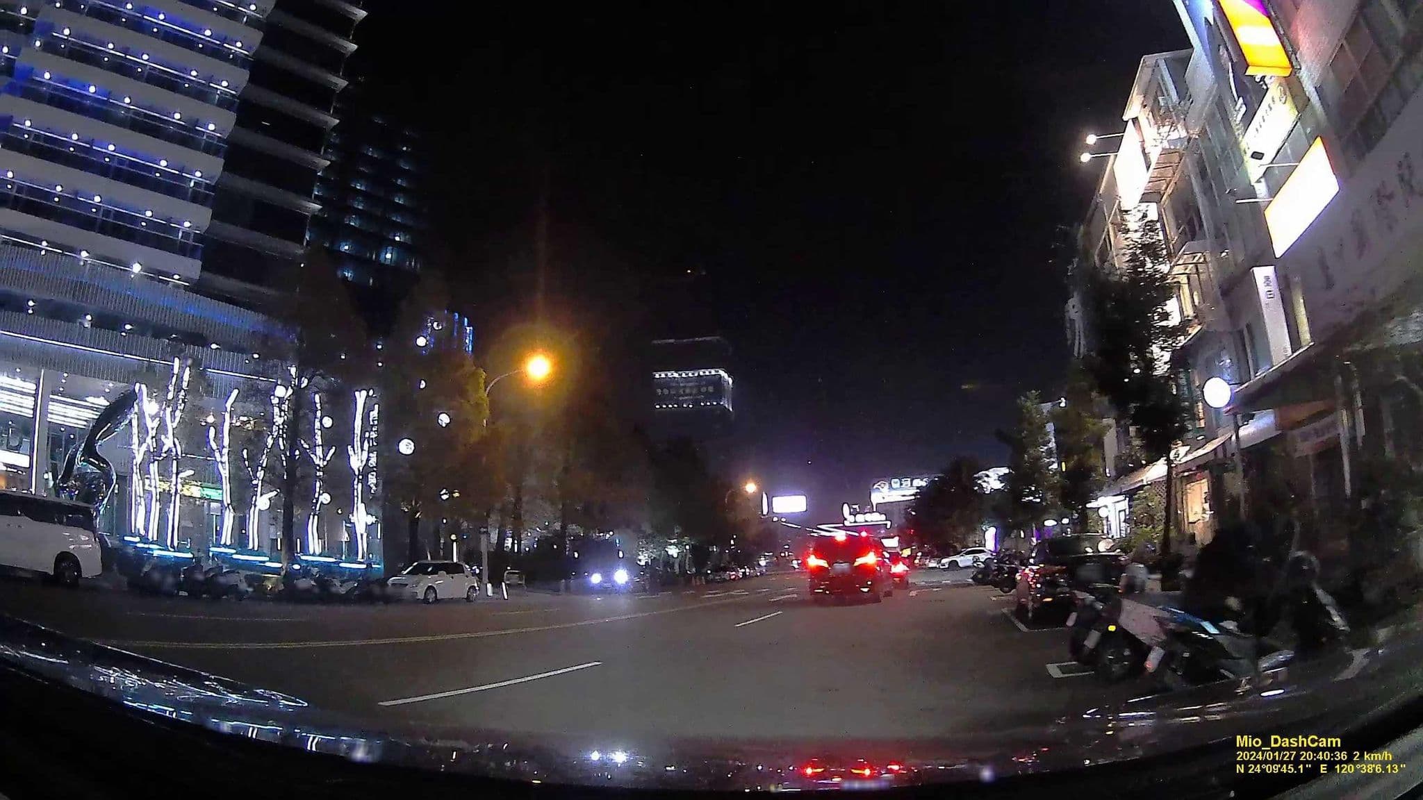 Street view near 沐蘭汽車旅館, Taichung — © hcyen (CC BY-SA · Mapillary)
