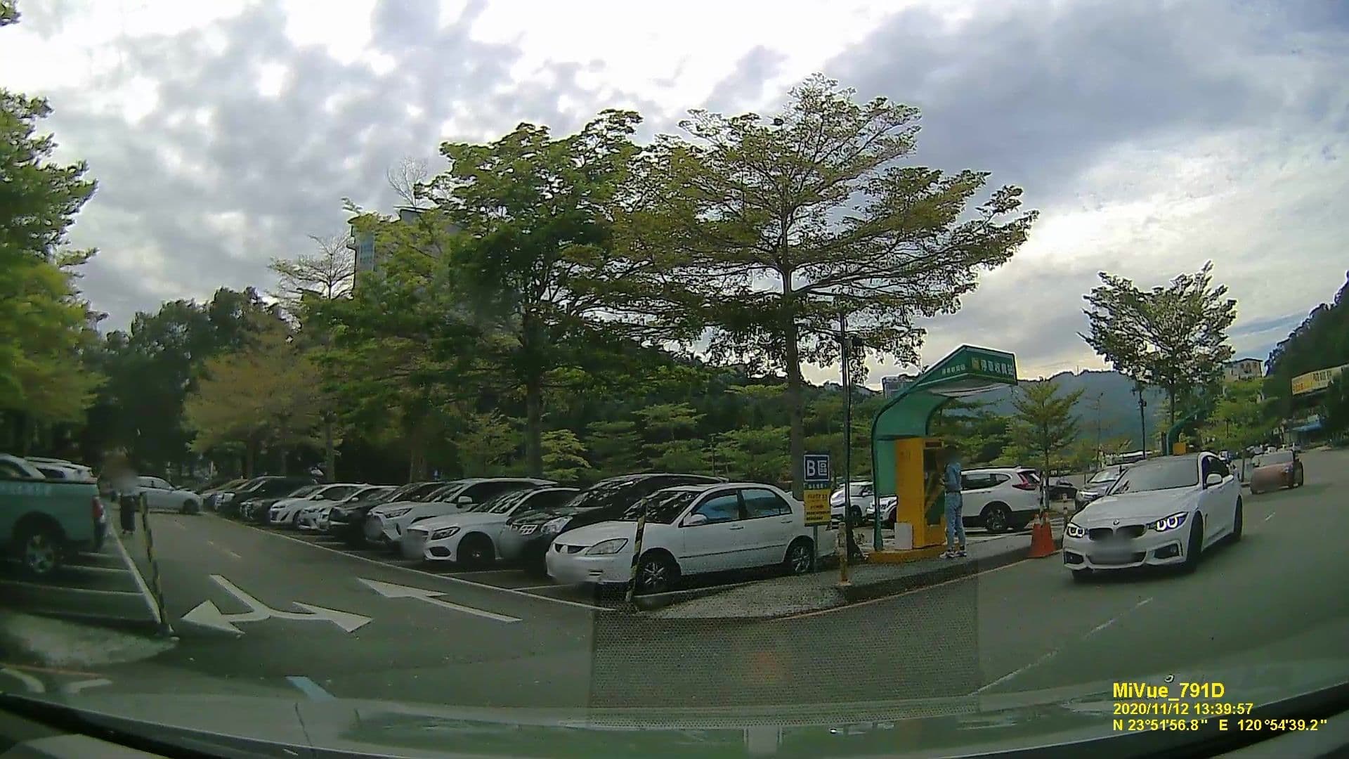Street view near Le Beau Max Resort, Puli — © littlebtc (CC BY-SA · Mapillary)