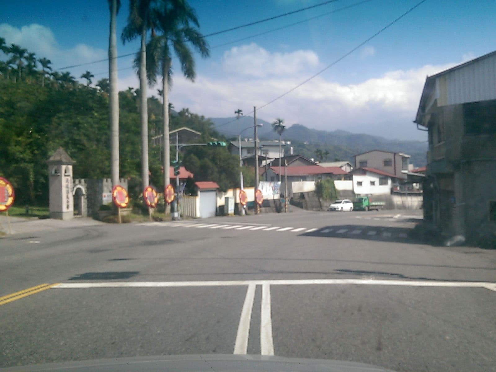 Street view near 水里東方大旅社, Lugu — © littlebtc (CC BY-SA · Mapillary)