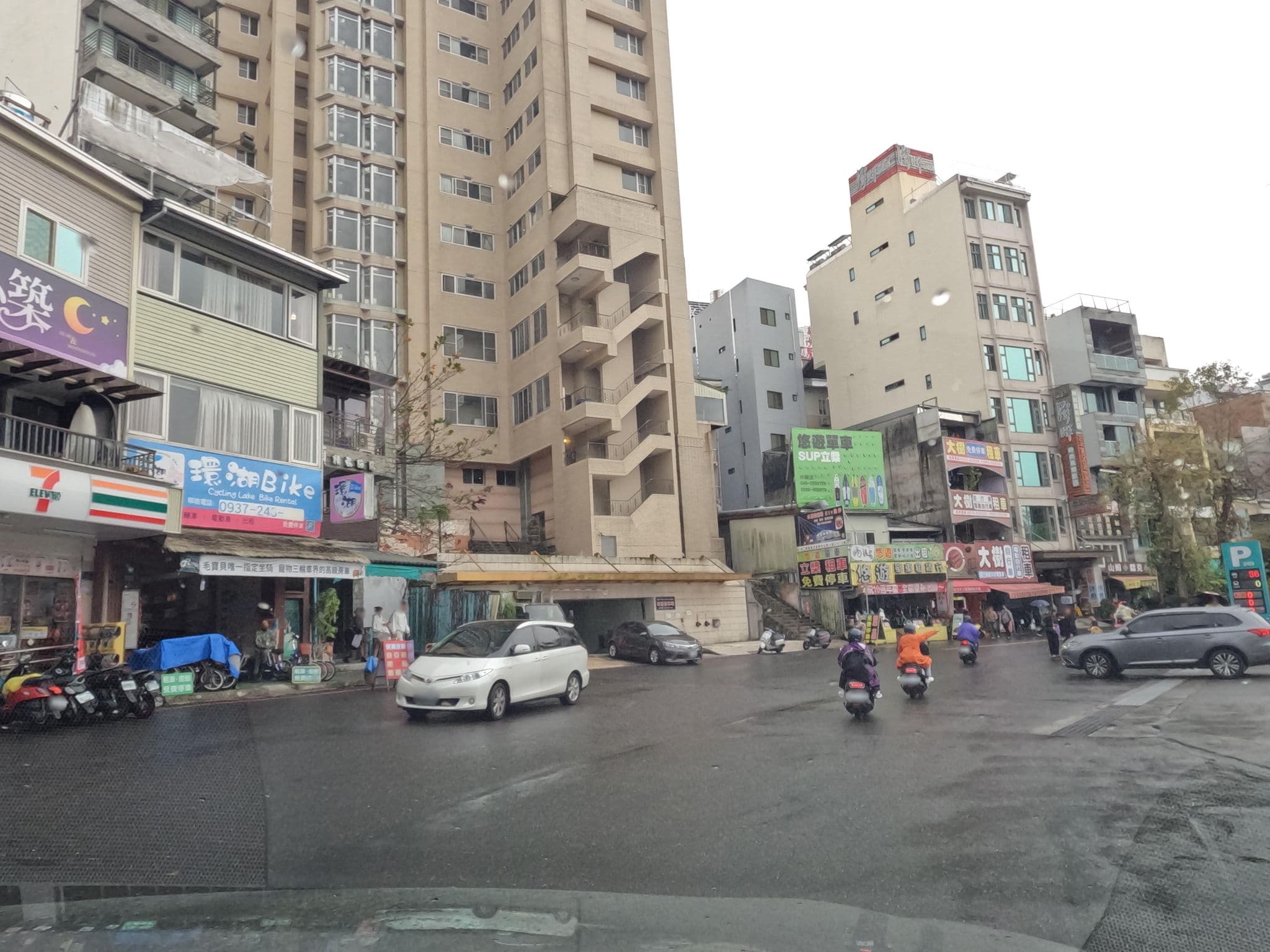 Street view near 日月潭藍天水灣民宿 Blue Sky Bay B&B, Puli — © littlebtc (CC BY-SA · Mapillary)