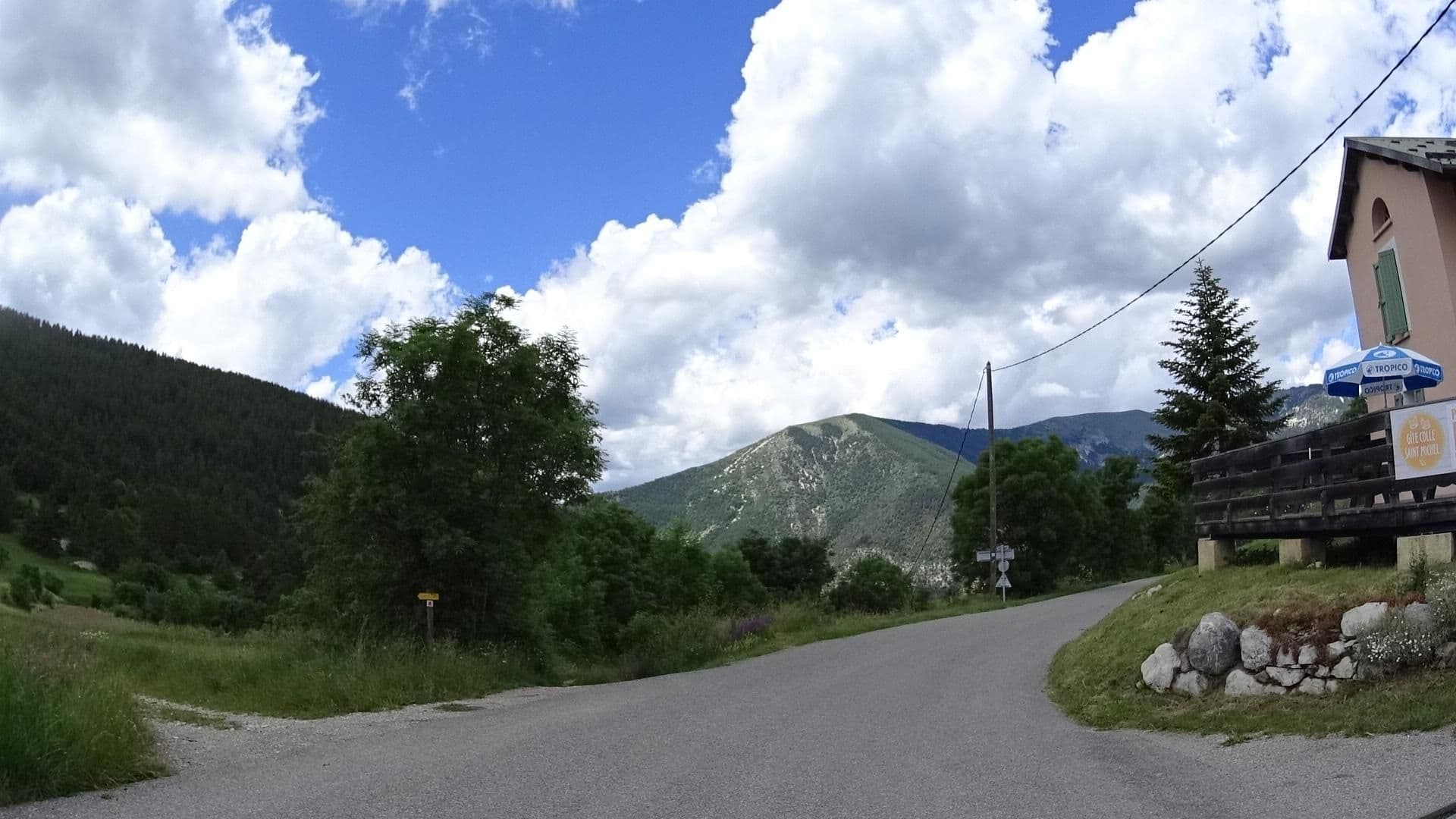 Street view near Gite de la Colle Saint-Michel, Annot — © germain83 (CC BY-SA · Mapillary)