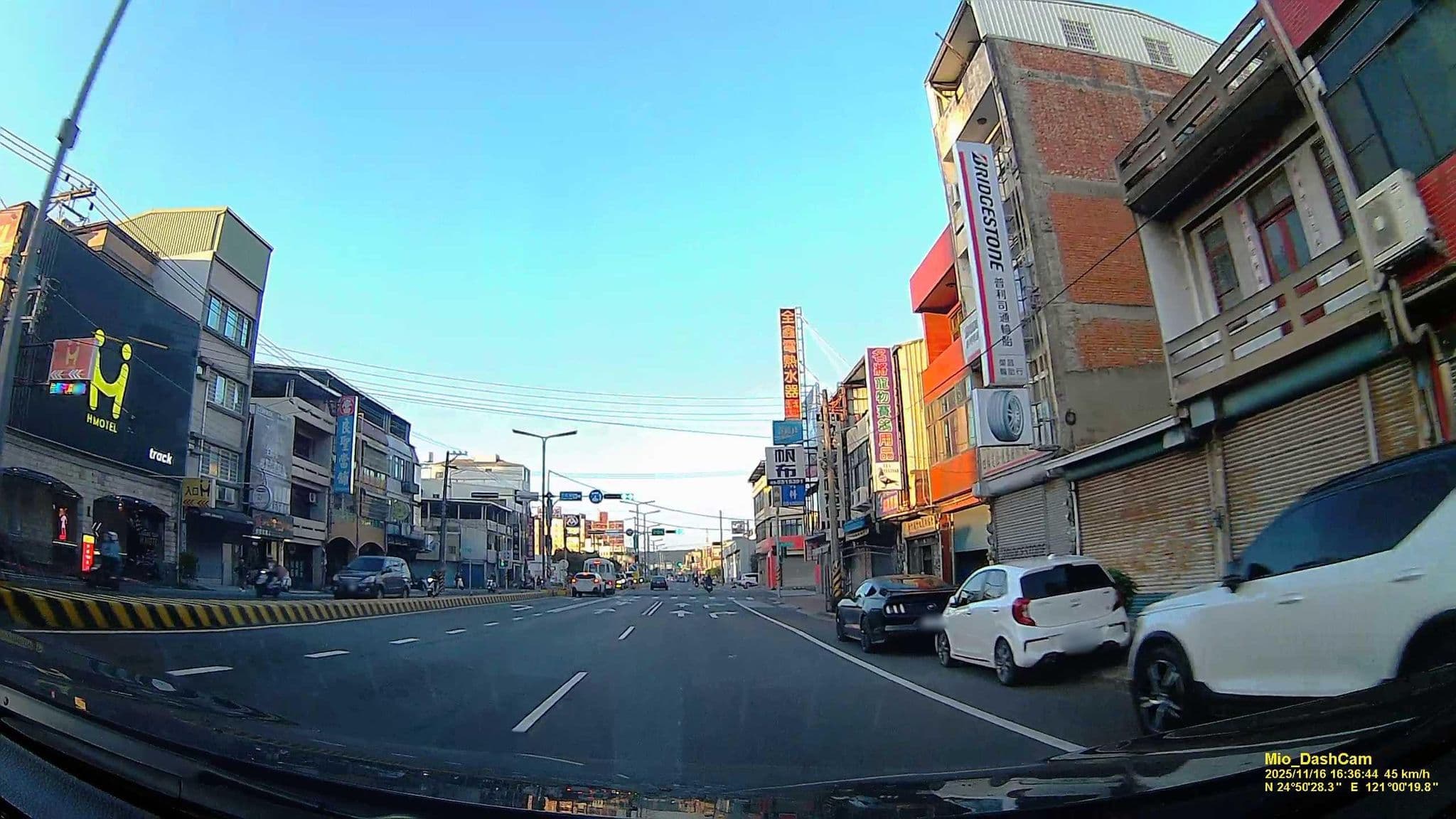 Street view near 佳緹有限公司, Zhubei — © hcyen (CC BY-SA · Mapillary)