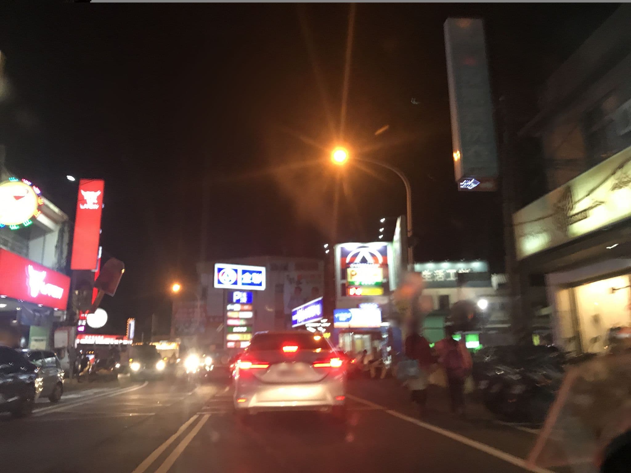Street view near 龍安旅社, Daxi — © kevinkant (CC BY-SA · Mapillary)