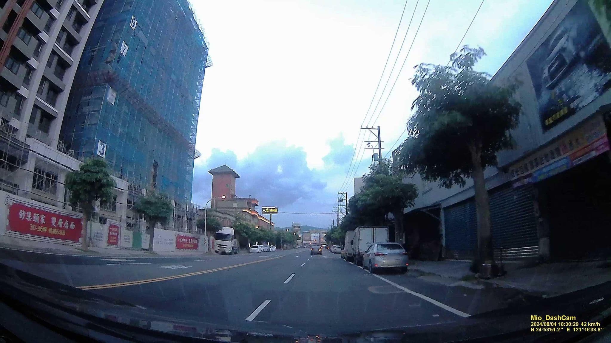 Street view near 蕙滿汽車旅館, Daxi — © hcyen (CC BY-SA · Mapillary)