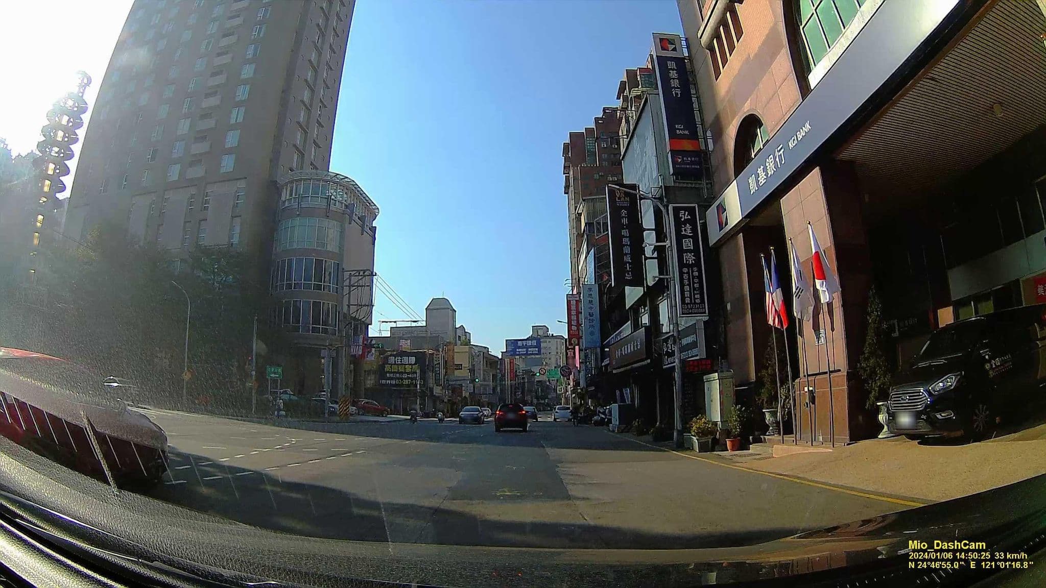 Street view near 金頓大飯店, Hsinchu — © hcyen (CC BY-SA · Mapillary)
