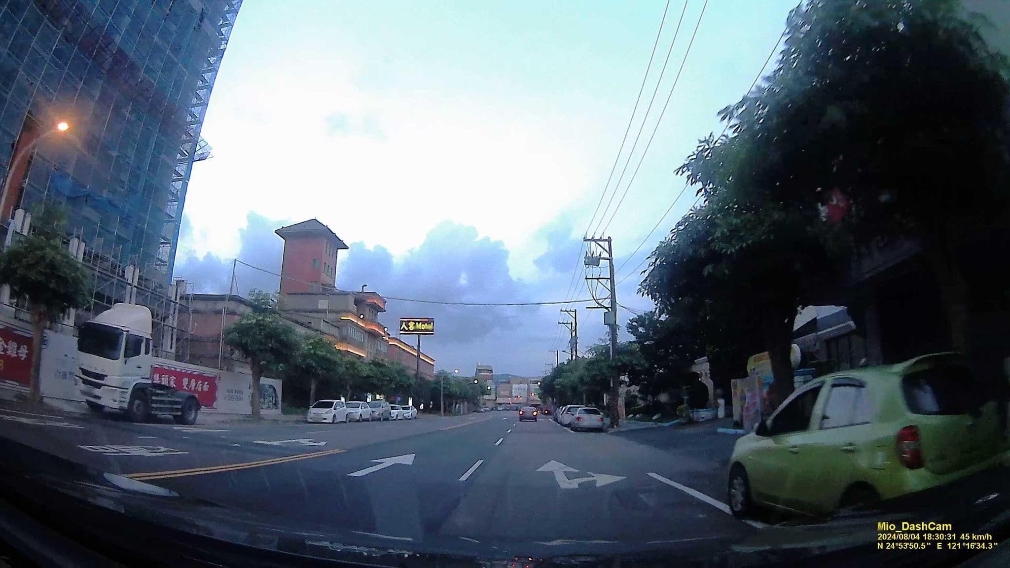 Street view near 歐堡汽車旅館, Daxi — © hcyen (CC BY-SA · Mapillary)