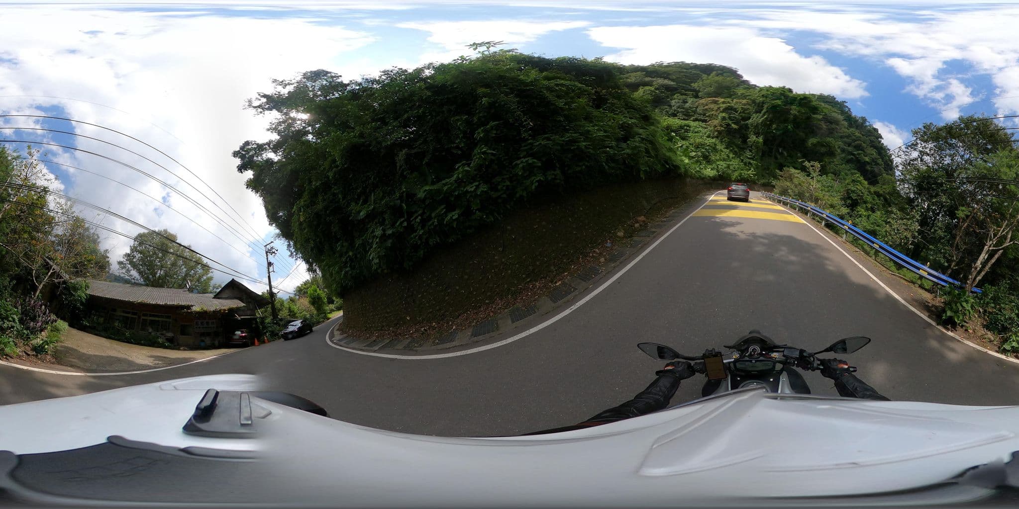 Street view near 影原, Emei — © komali2 (CC BY-SA · Mapillary)