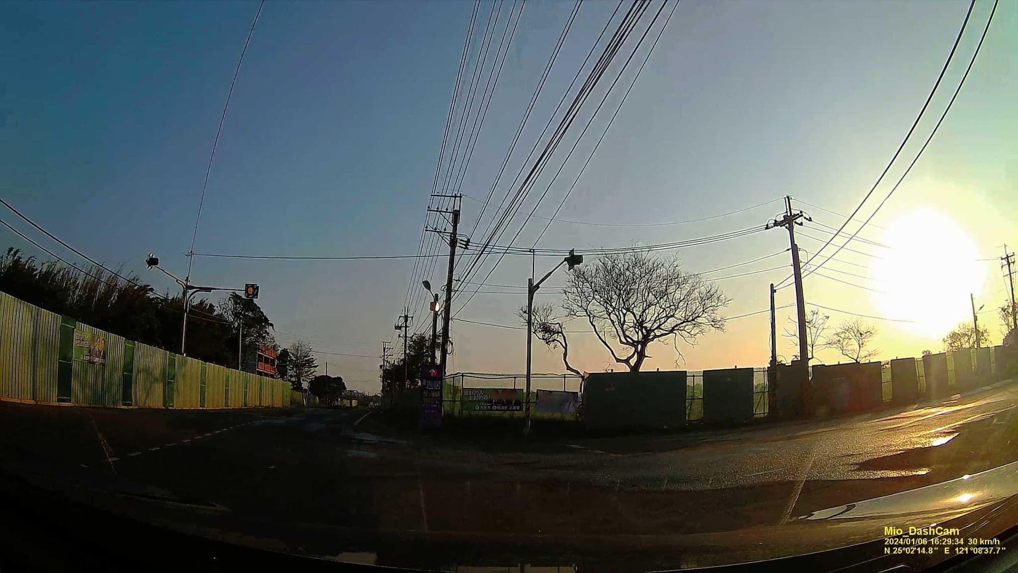 Street view near 快樂企業社, Neili — © hcyen (CC BY-SA · Mapillary)