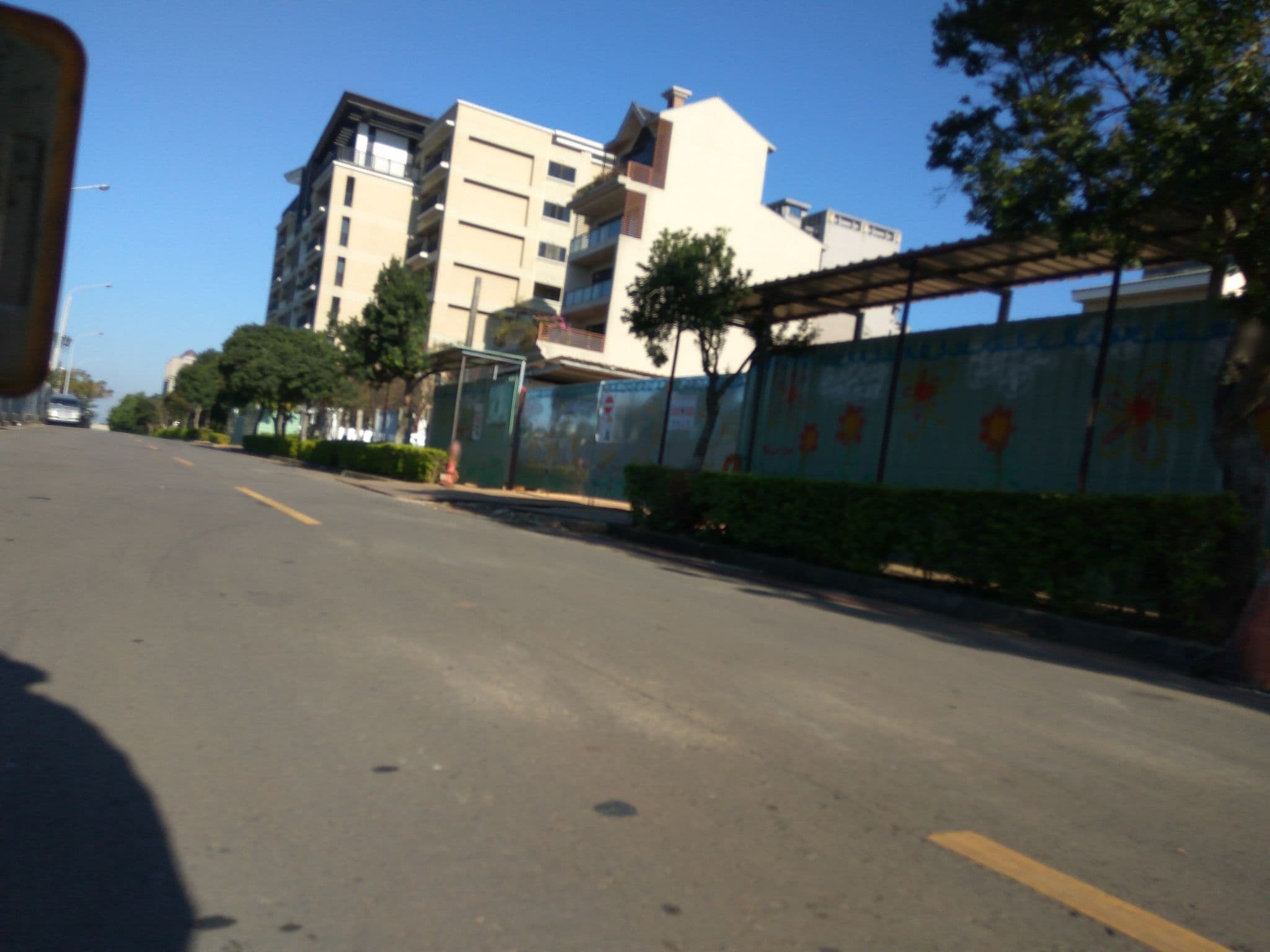Street view near Alfar Hotel 艾爾芙公園行旅, Neili — © tzu_yun (CC BY-SA · Mapillary)