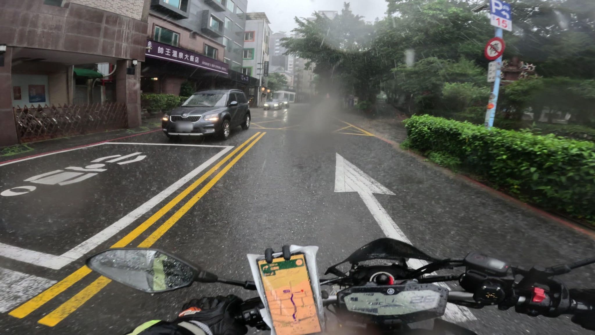 Street view near 帥王溫泉大飯店, Yilan — © komali2 (CC BY-SA · Mapillary)