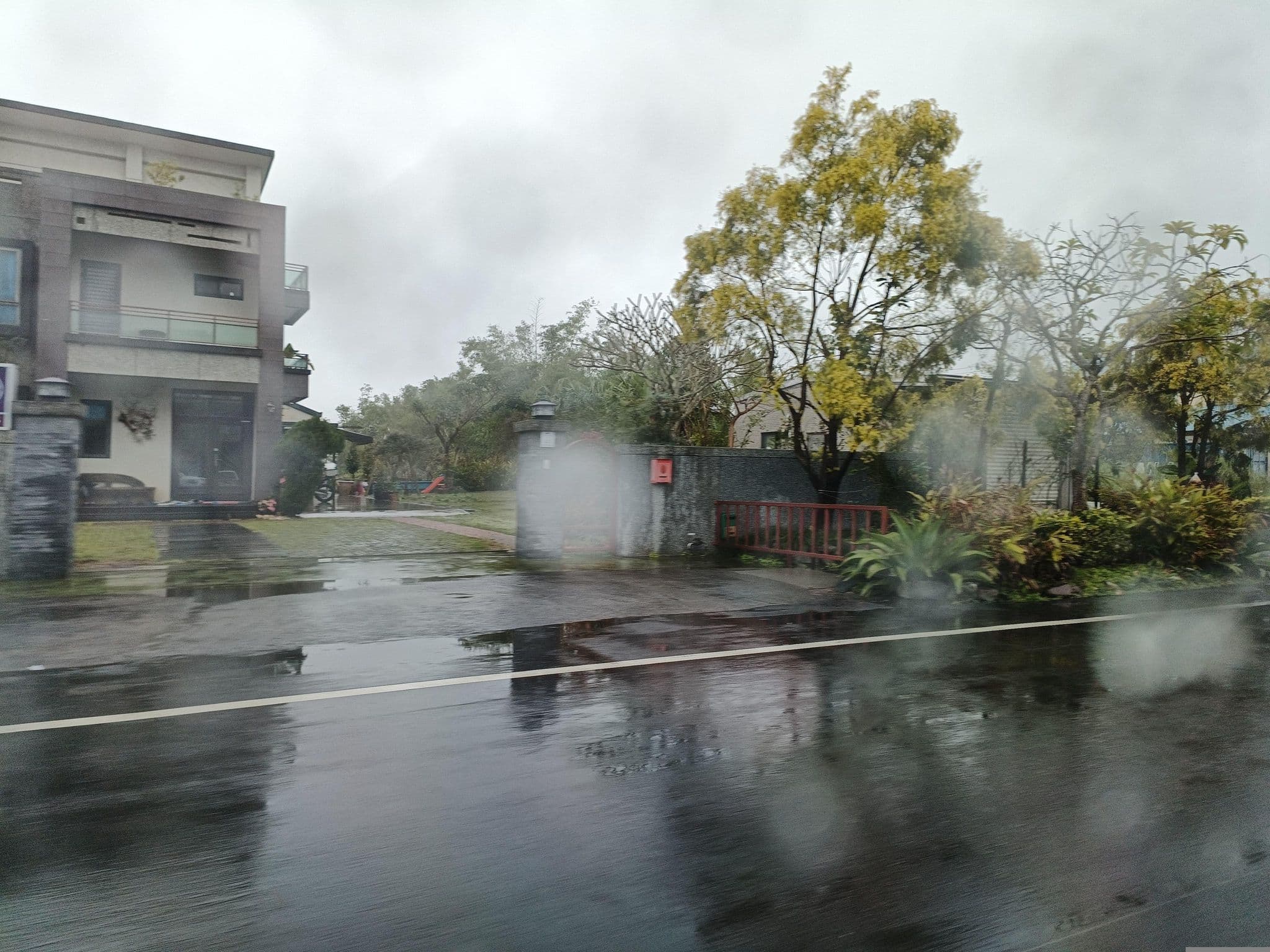 Street view near 薇嬁民宿, Yilan — © MarkSHIU (CC BY-SA · Mapillary)