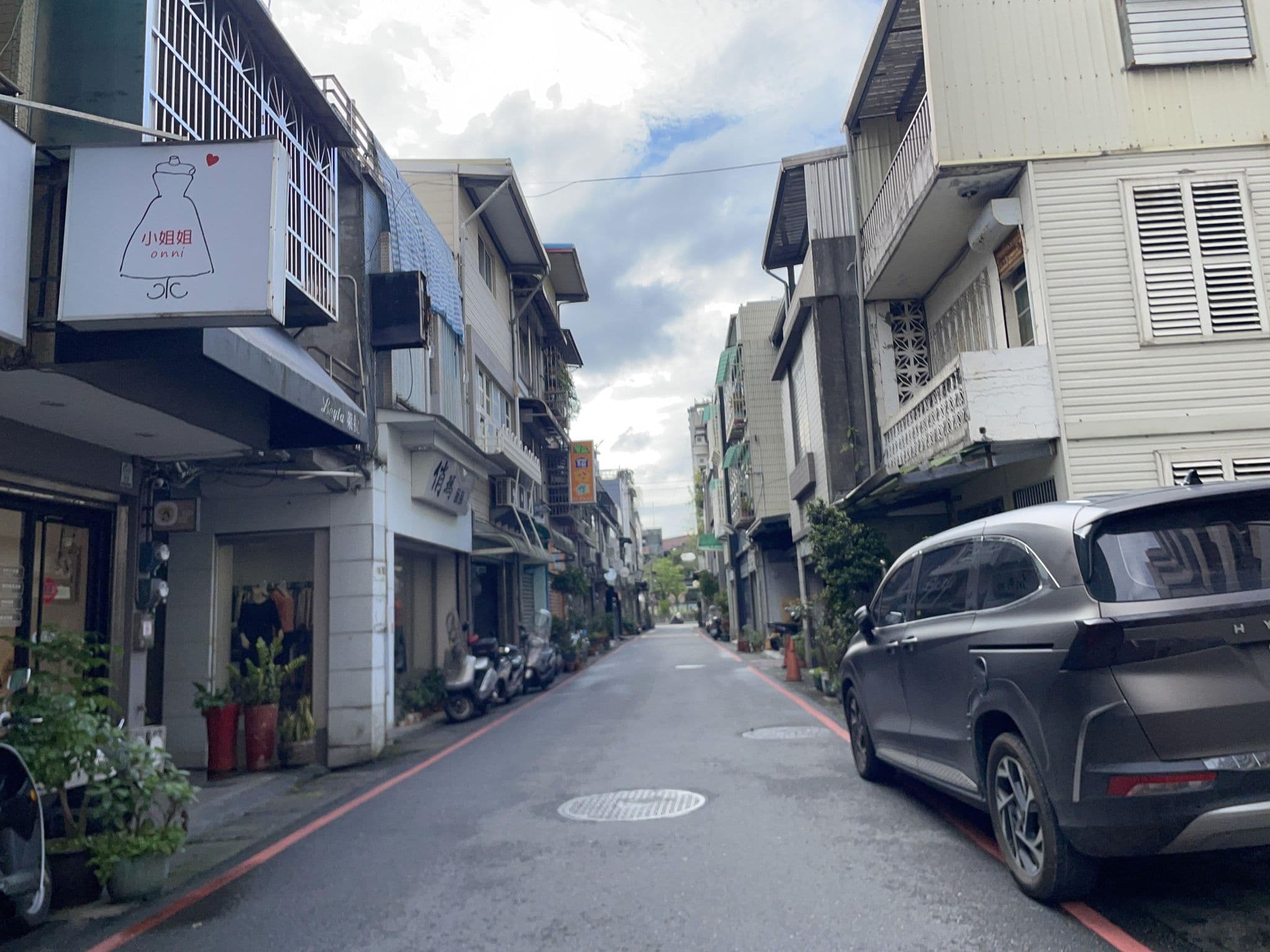 Street view near 夢想藍圖, Yilan — © ChenJJ (CC BY-SA · Mapillary)