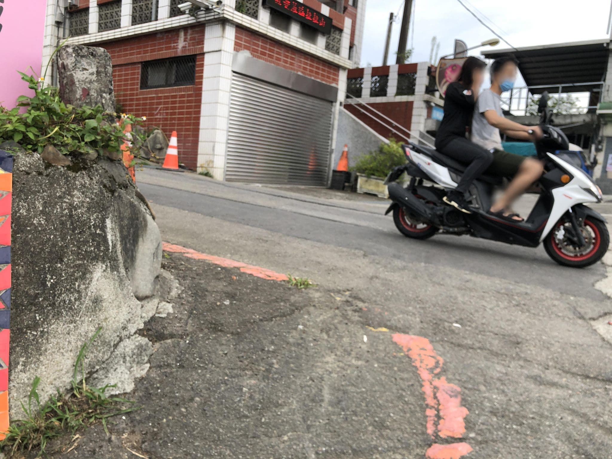 Street view near 匹歐匹旅館, Daxi — © monica_migu (CC BY-SA · Mapillary)