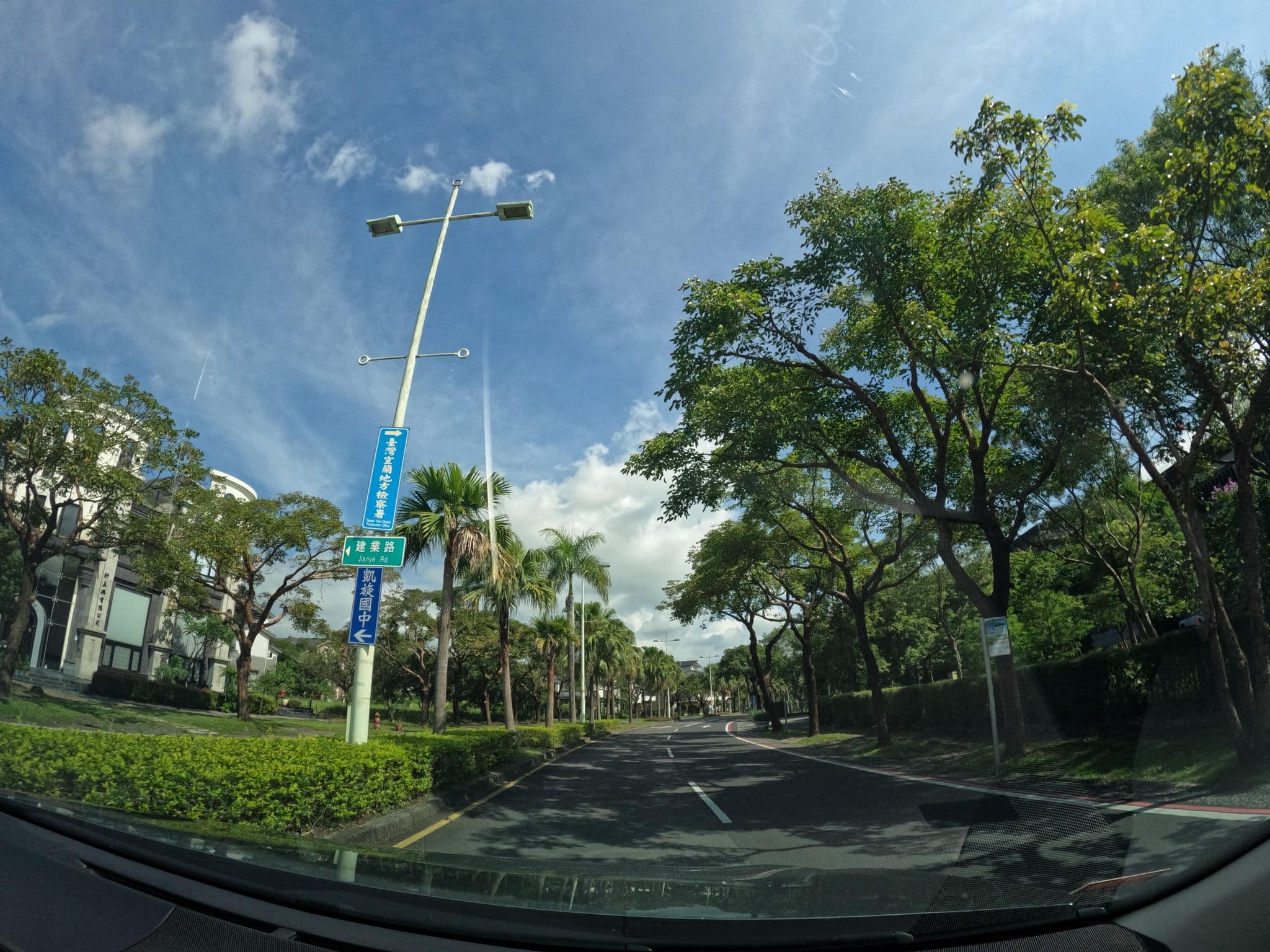 Street view near 阿卡蕯城堡, Yilan — © littlebtc (CC BY-SA · Mapillary)