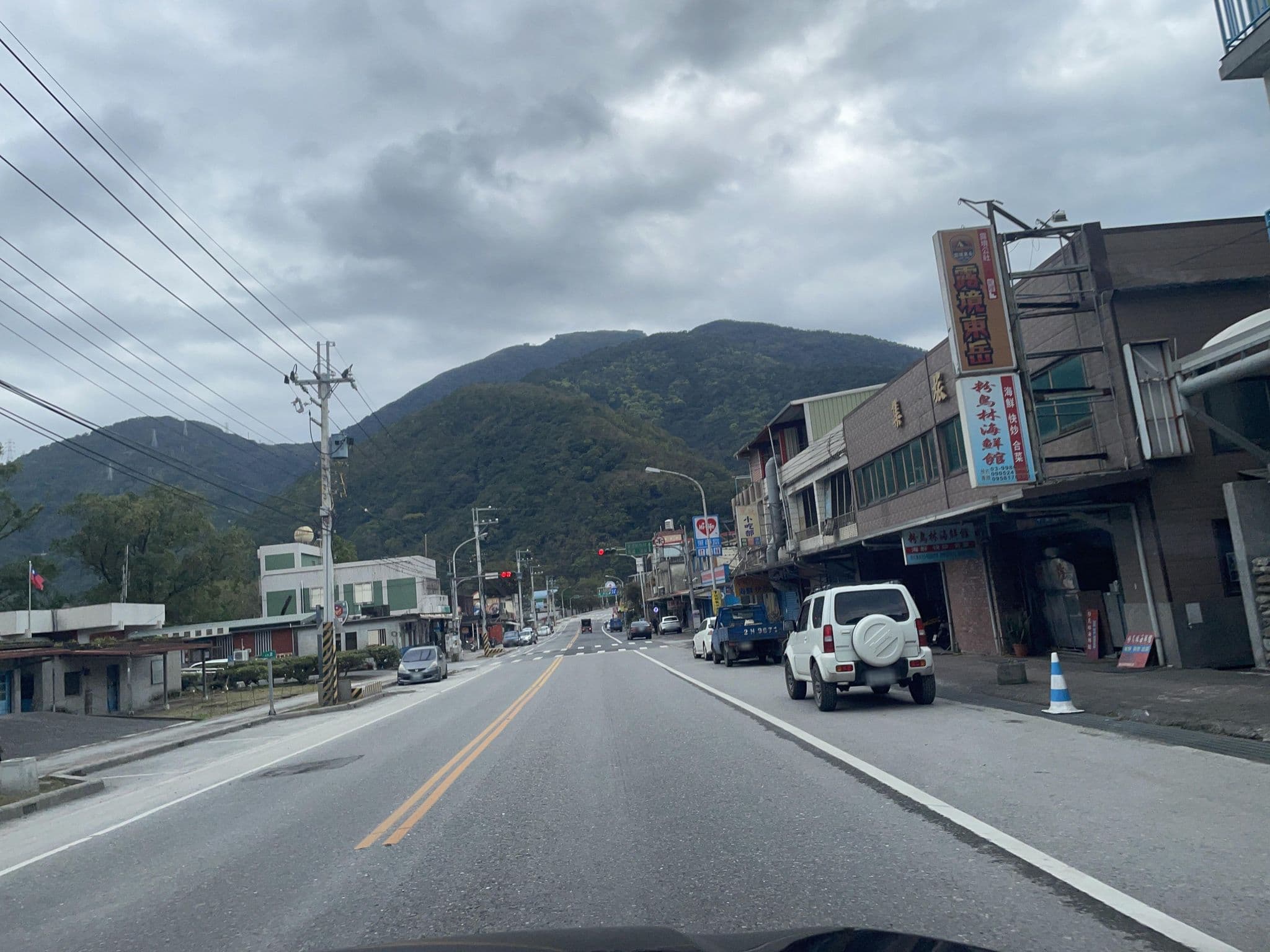 Street view near 睡海邊民宿, Yilan — © ChenJJ (CC BY-SA · Mapillary)