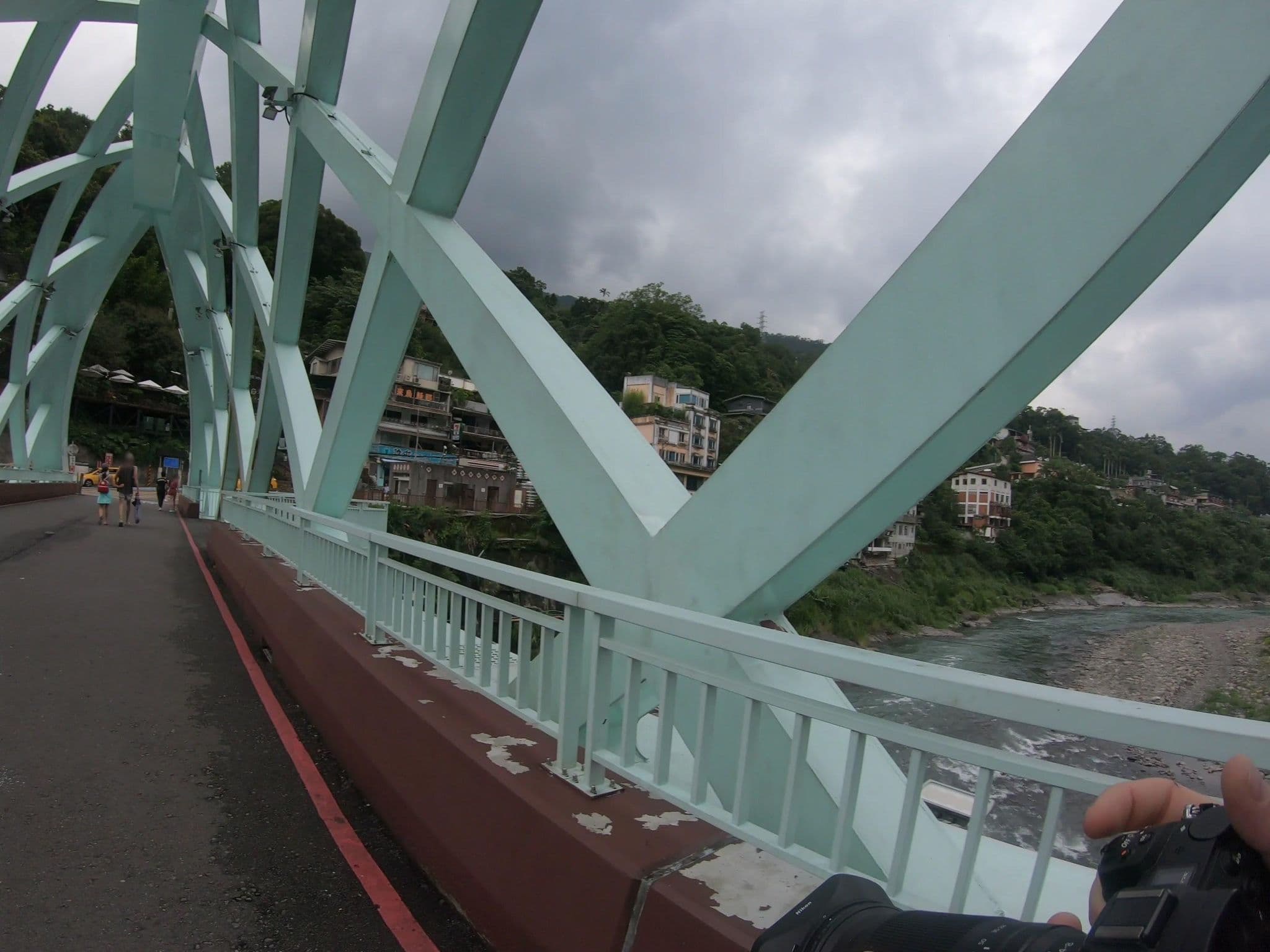Street view near 雲之湯溫泉休閒會館, Wulai — © algirdasc (CC BY-SA · Mapillary)