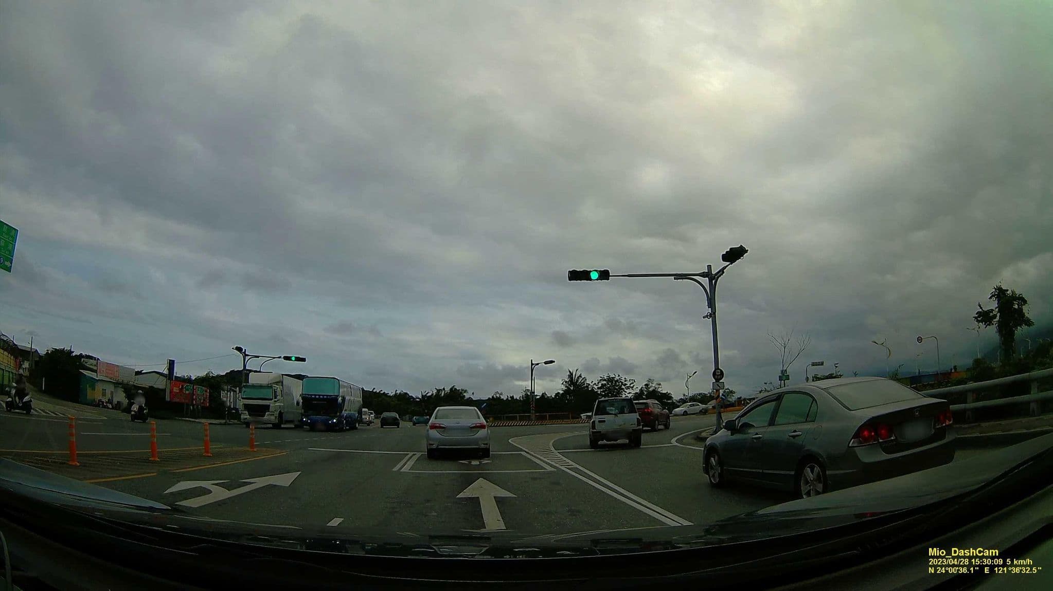 Street view near 角舍Corner House, Hualien City — © hcyen (CC BY-SA · Mapillary)