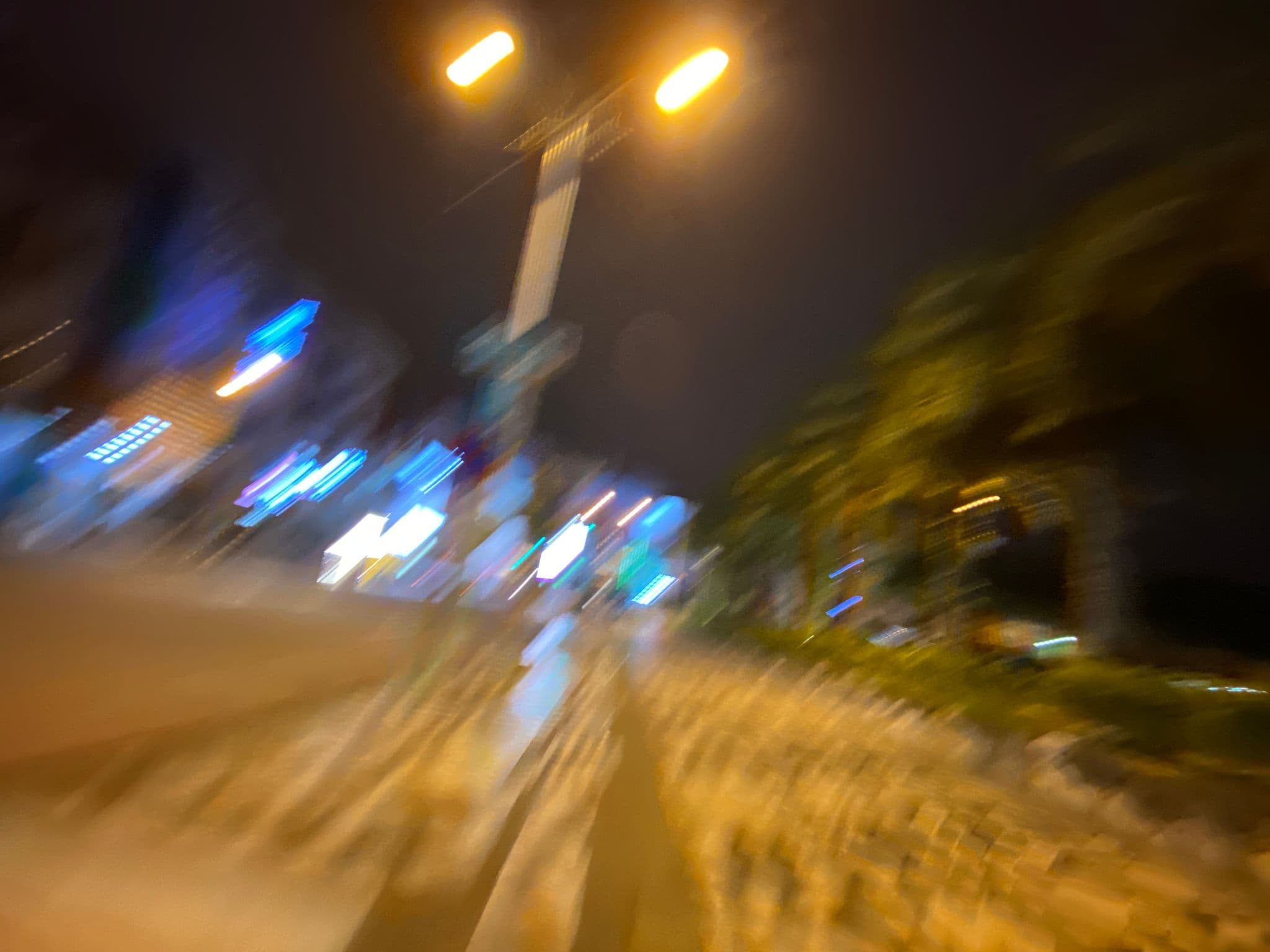 Street view near 明水園飯店, Hualien City — © frklin (CC BY-SA · Mapillary)