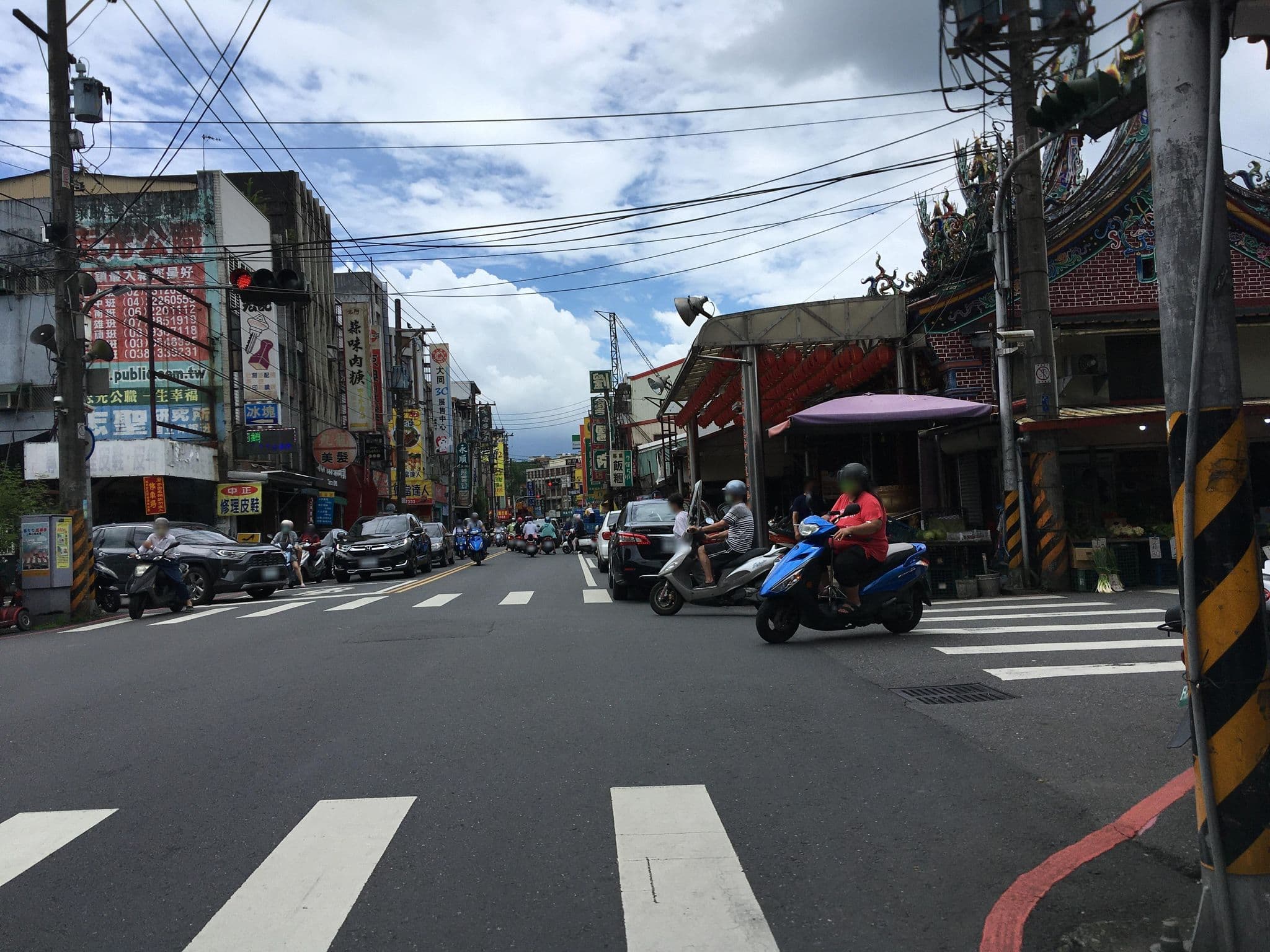 Street view near 復興旅社, Yilan — © ChenJJ (CC BY-SA · Mapillary)