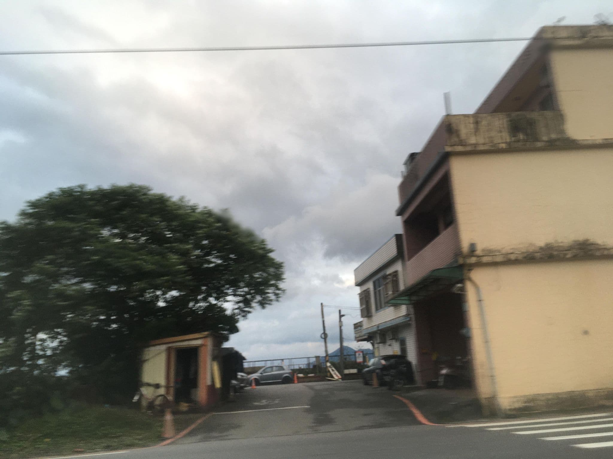 Street view near 夏天度假屋民宿(透天厝), Pinglin — © ChenJJ (CC BY-SA · Mapillary)