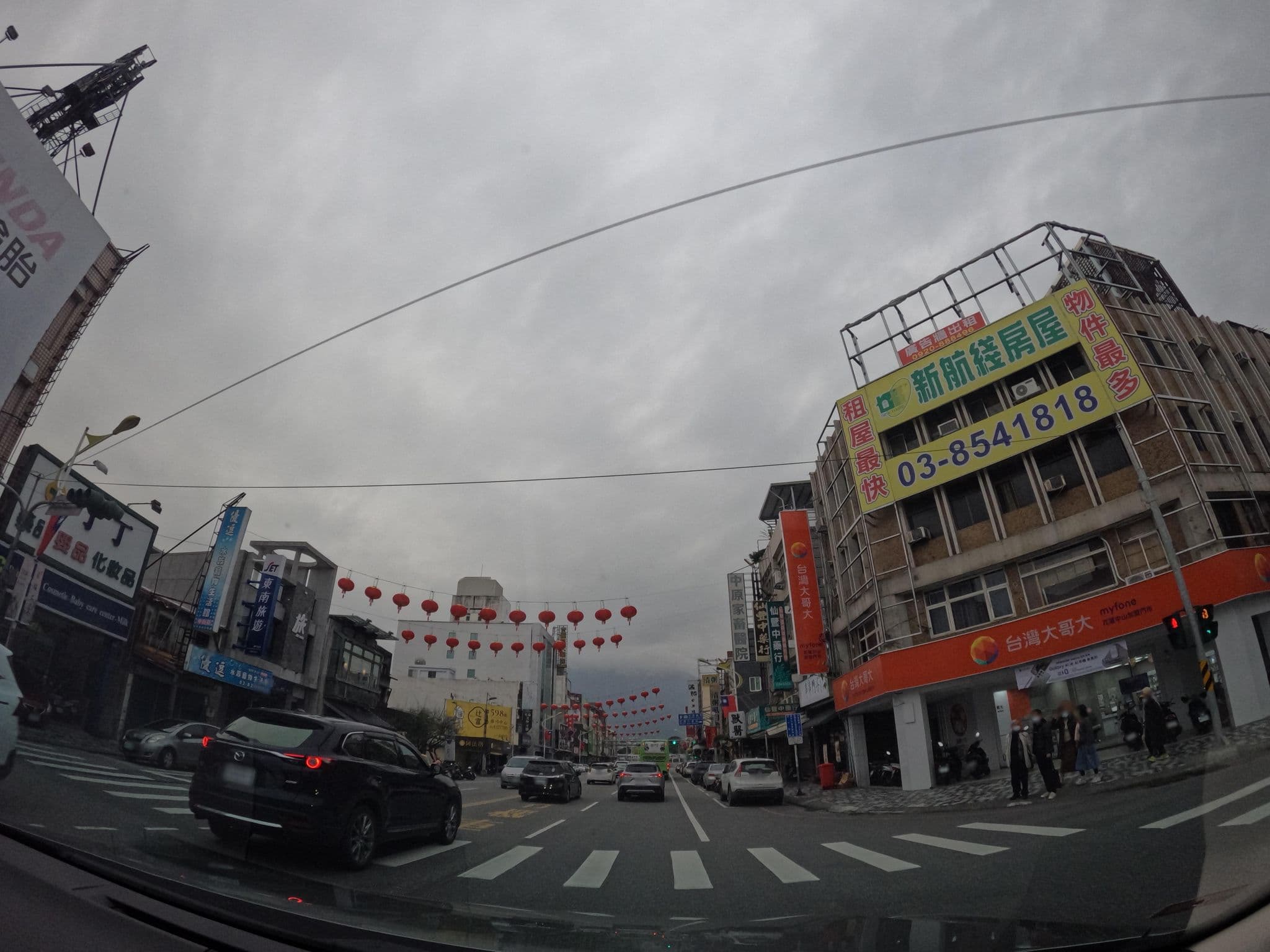 Street view near A Good Man’s Hostel, Hualien City — © littlebtc (CC BY-SA · Mapillary)