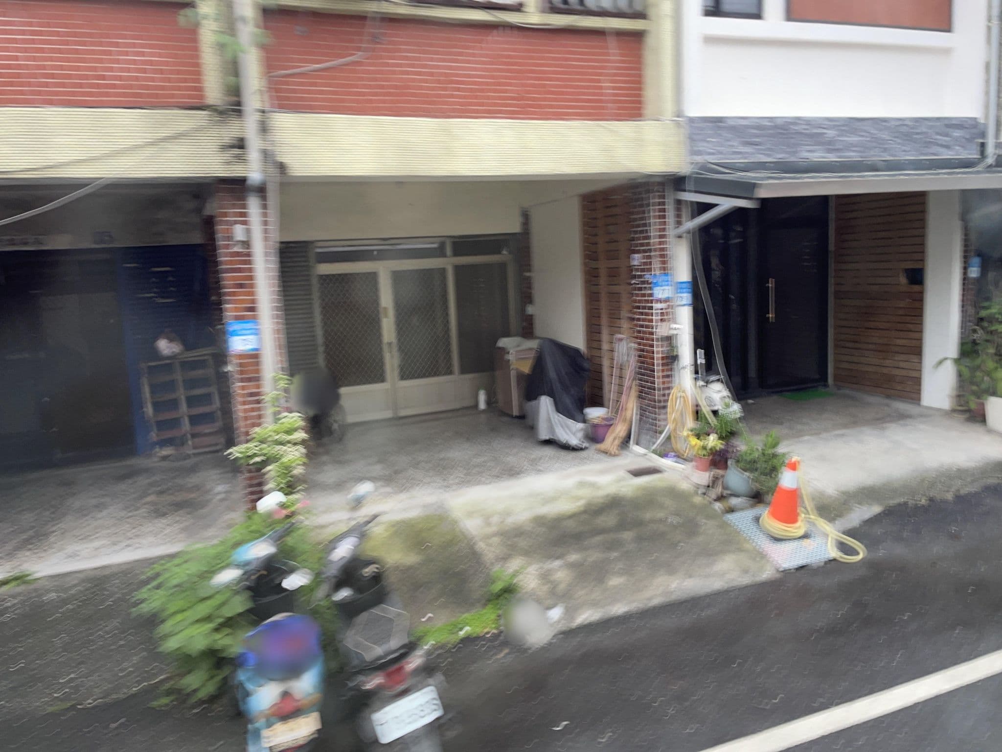 Street view near 松格民宿, Hualien City — © ChenJJ (CC BY-SA · Mapillary)