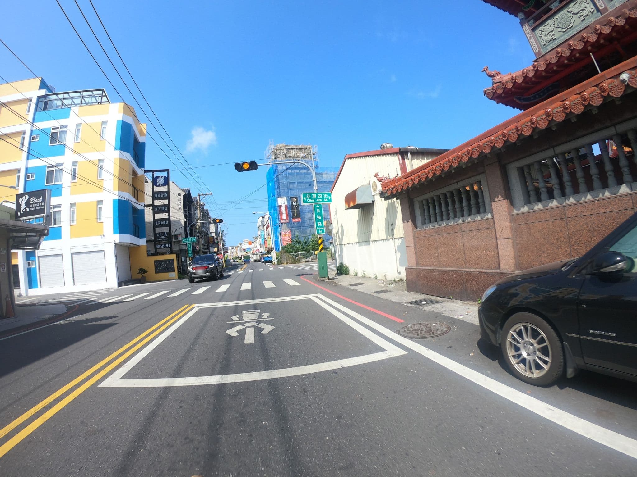 Street view near 新雅閣民宿, Hualien City — © heretpe2019 (CC BY-SA · Mapillary)
