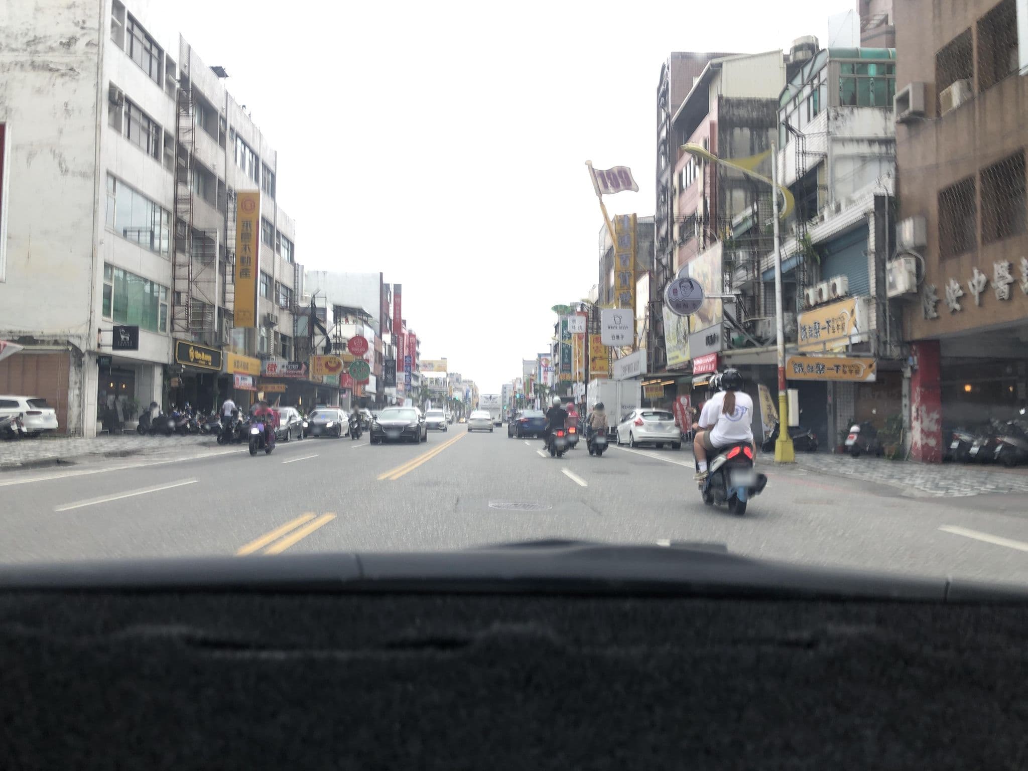 Street view near Zi Jing Cheng B&B, Hualien City — © monica_migu (CC BY-SA · Mapillary)