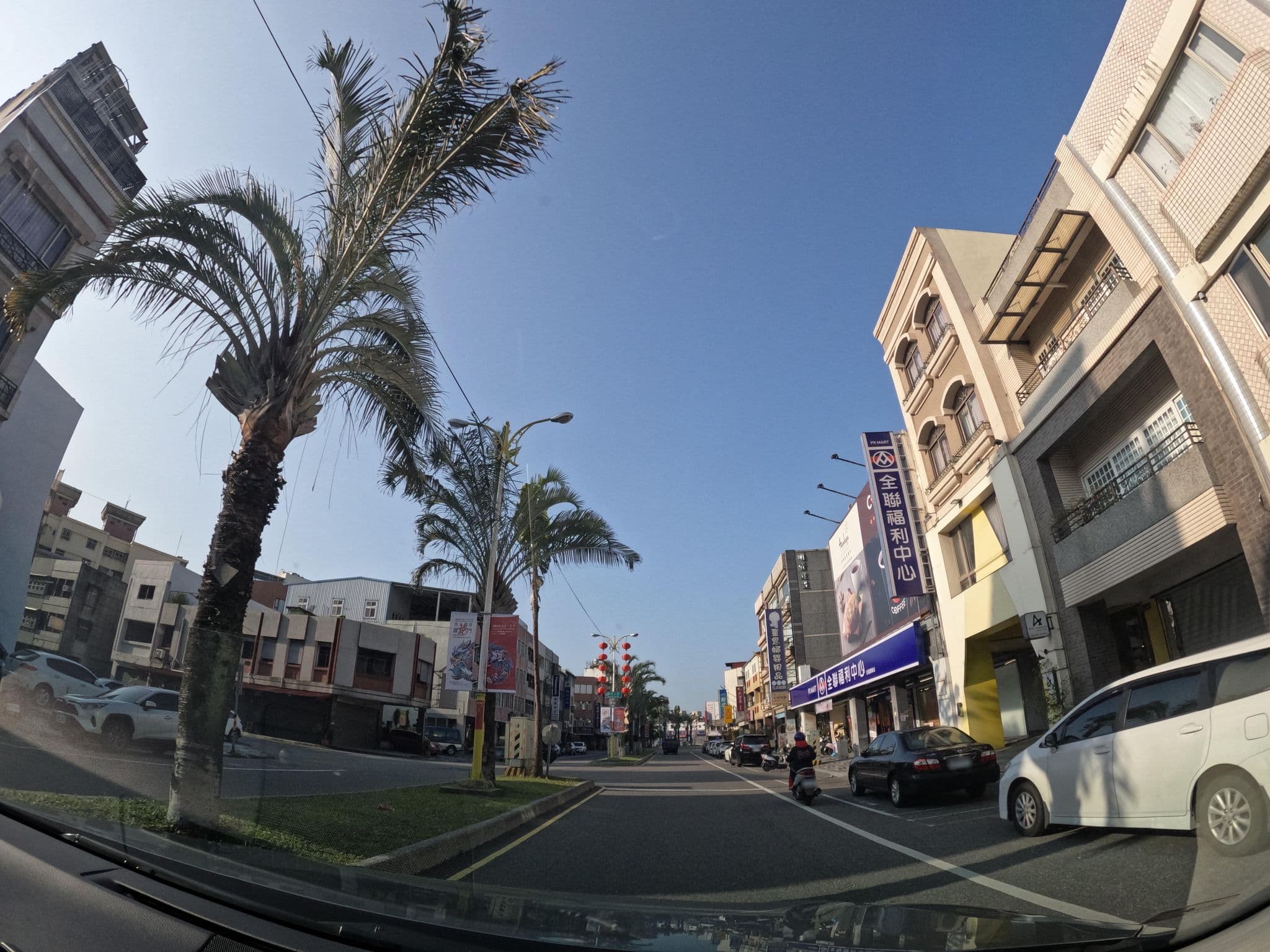 Street view near 藝境民宿 art zone, Hualien City — © littlebtc (CC BY-SA · Mapillary)