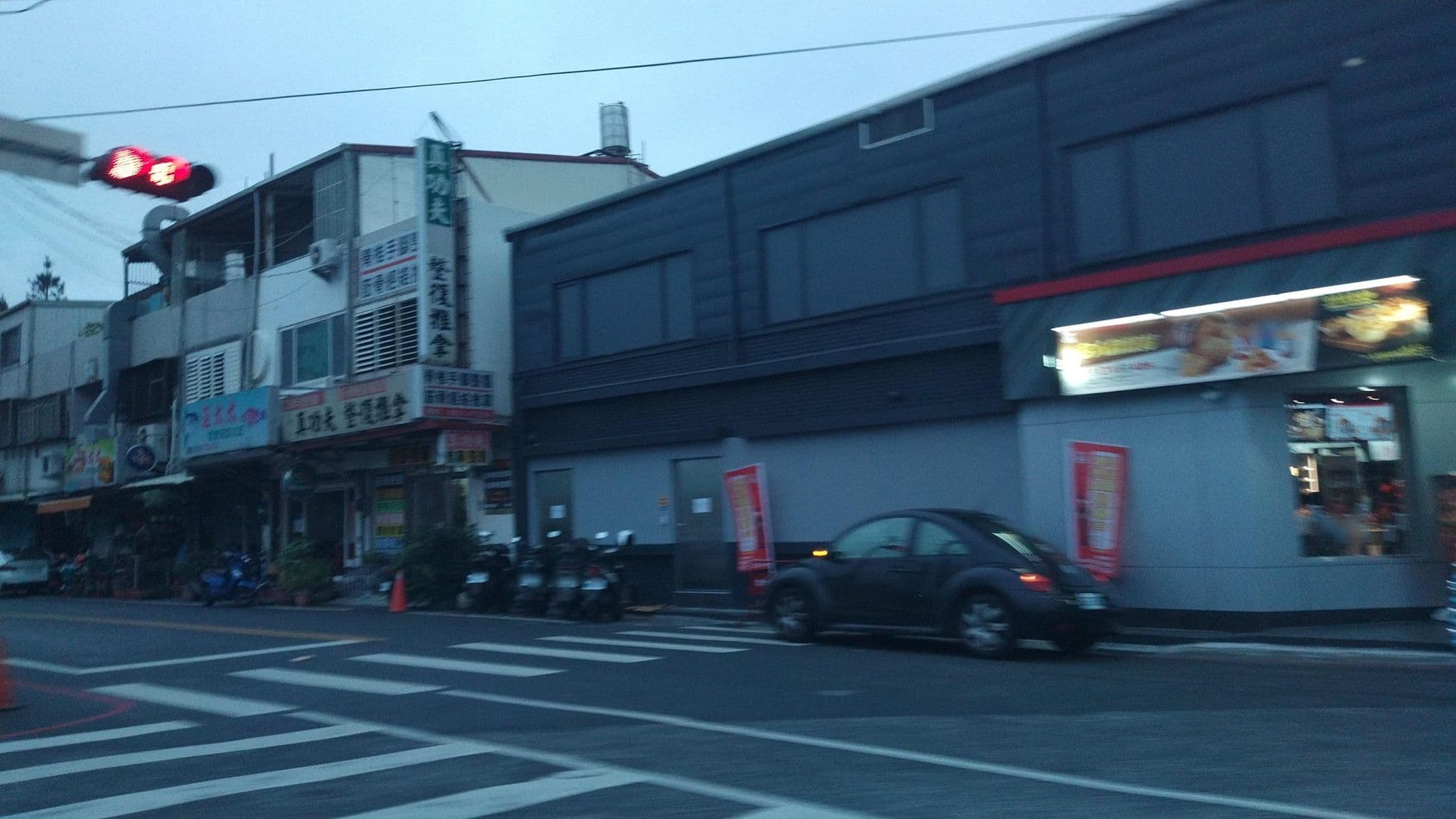 Street view near 小王子民宿, Hualien City — © adsa562 (CC BY-SA · Mapillary)
