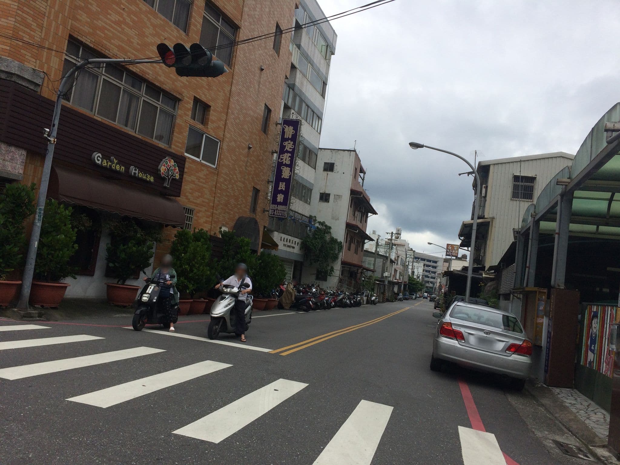 Street view near 情定花蓮民宿 Love in Hualien Bed & Breakfast, Hualien City — © shangkuanlc (CC BY-SA · Mapillary)