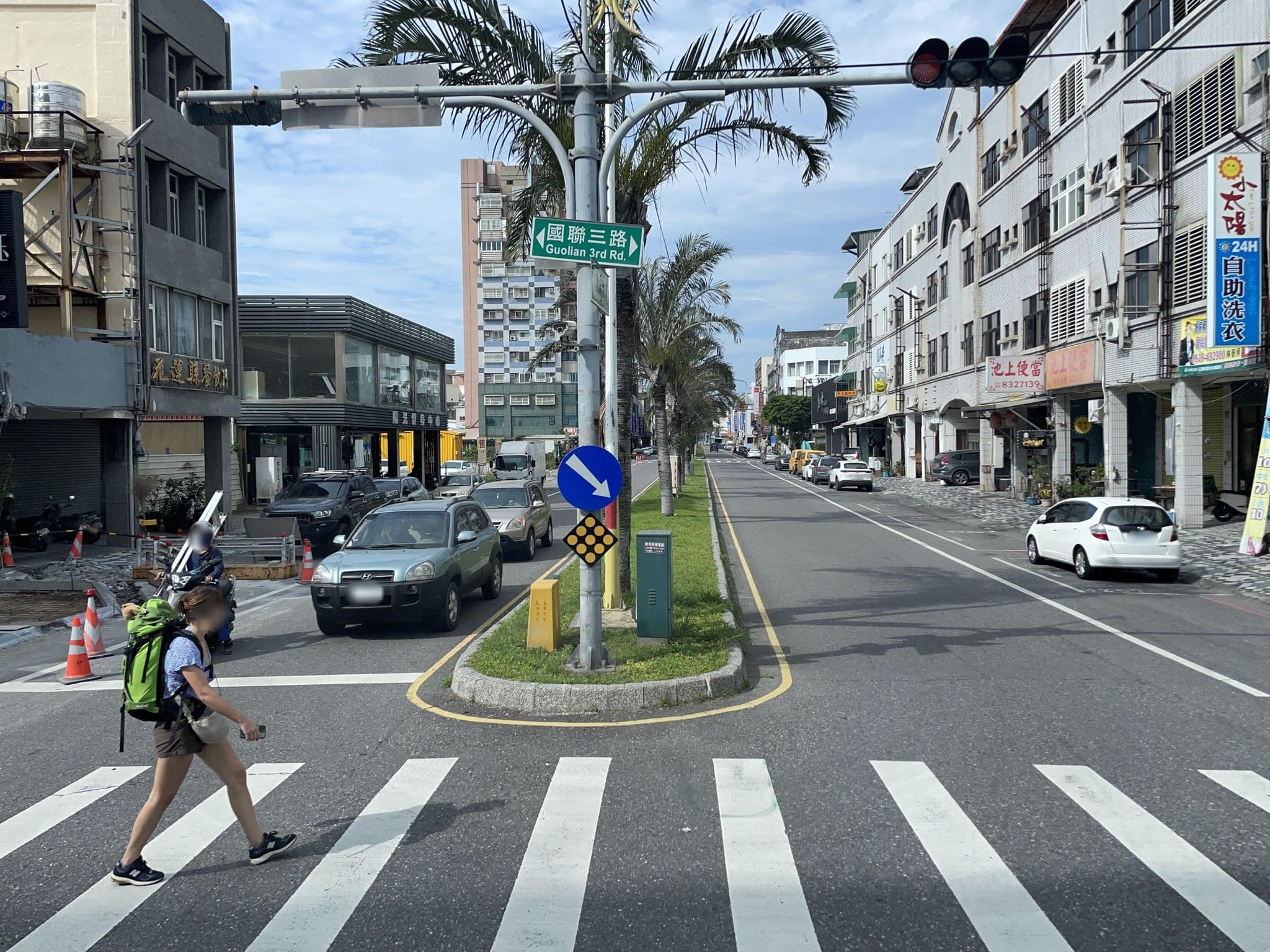 Street view near The Wood Backpacker Hostel, Hualien City — © ChenJJ (CC BY-SA · Mapillary)