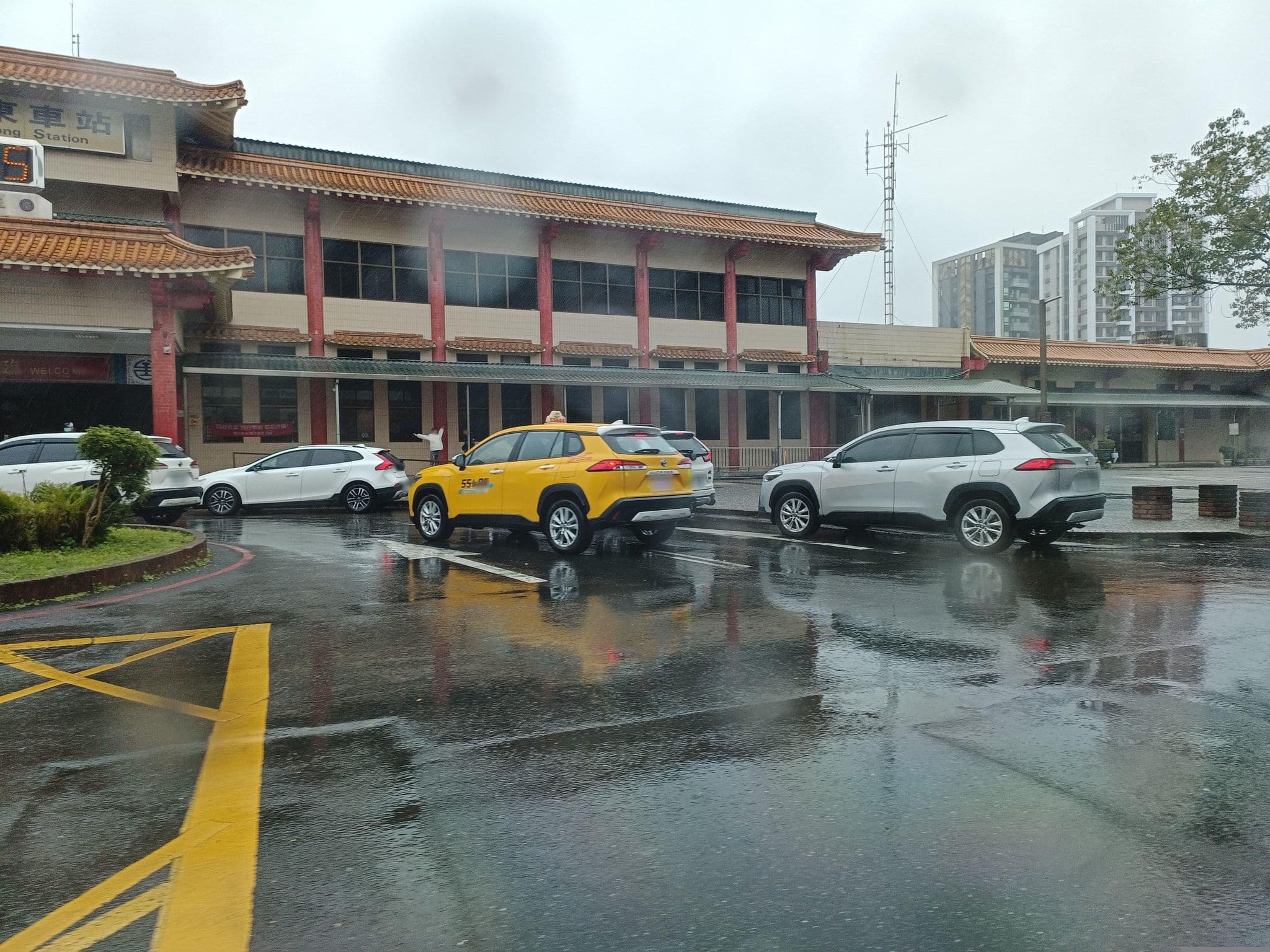 Street view near 幸福星空精品旅店 Fourseason Star Yilan, Yilan — © MarkSHIU (CC BY-SA · Mapillary)