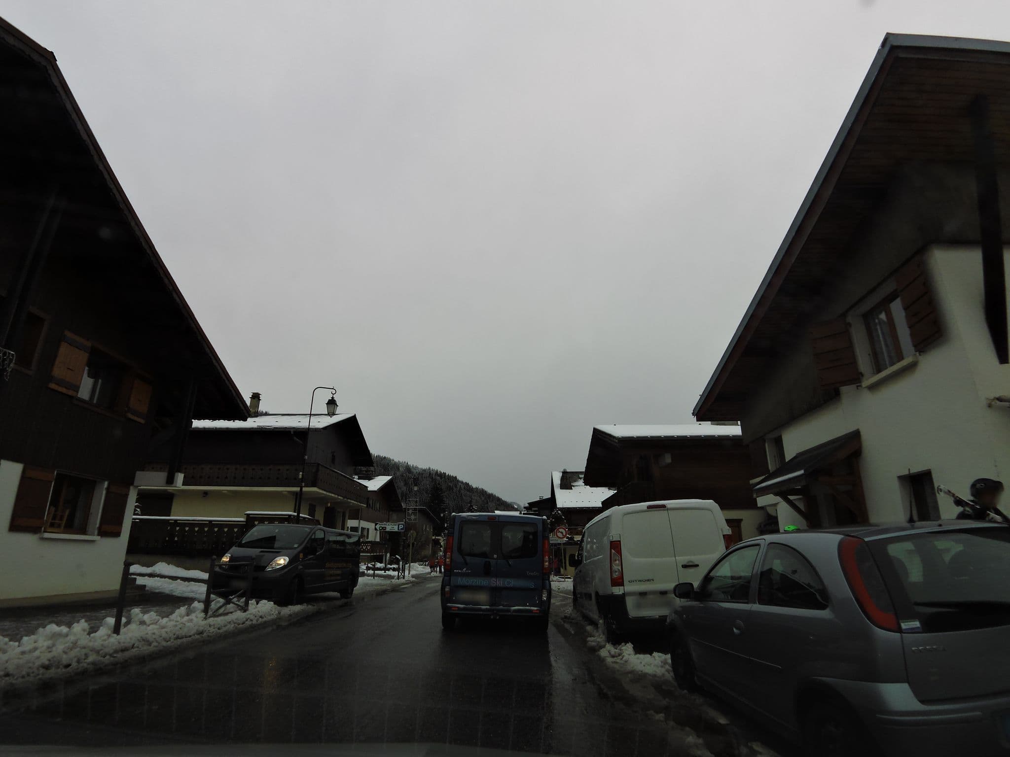 Street view near Carving, Morzine