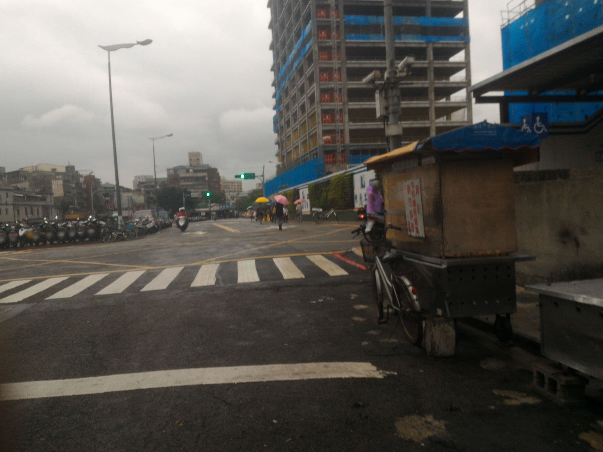 Street view near Swimming Pool, Taipei — © jiazheng (CC BY-SA · Mapillary)