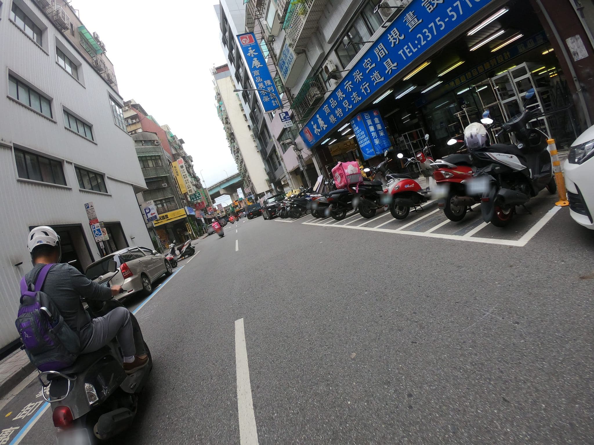 Street view near 立多精品旅館, Taipei — © heretpe2019 (CC BY-SA · Mapillary)