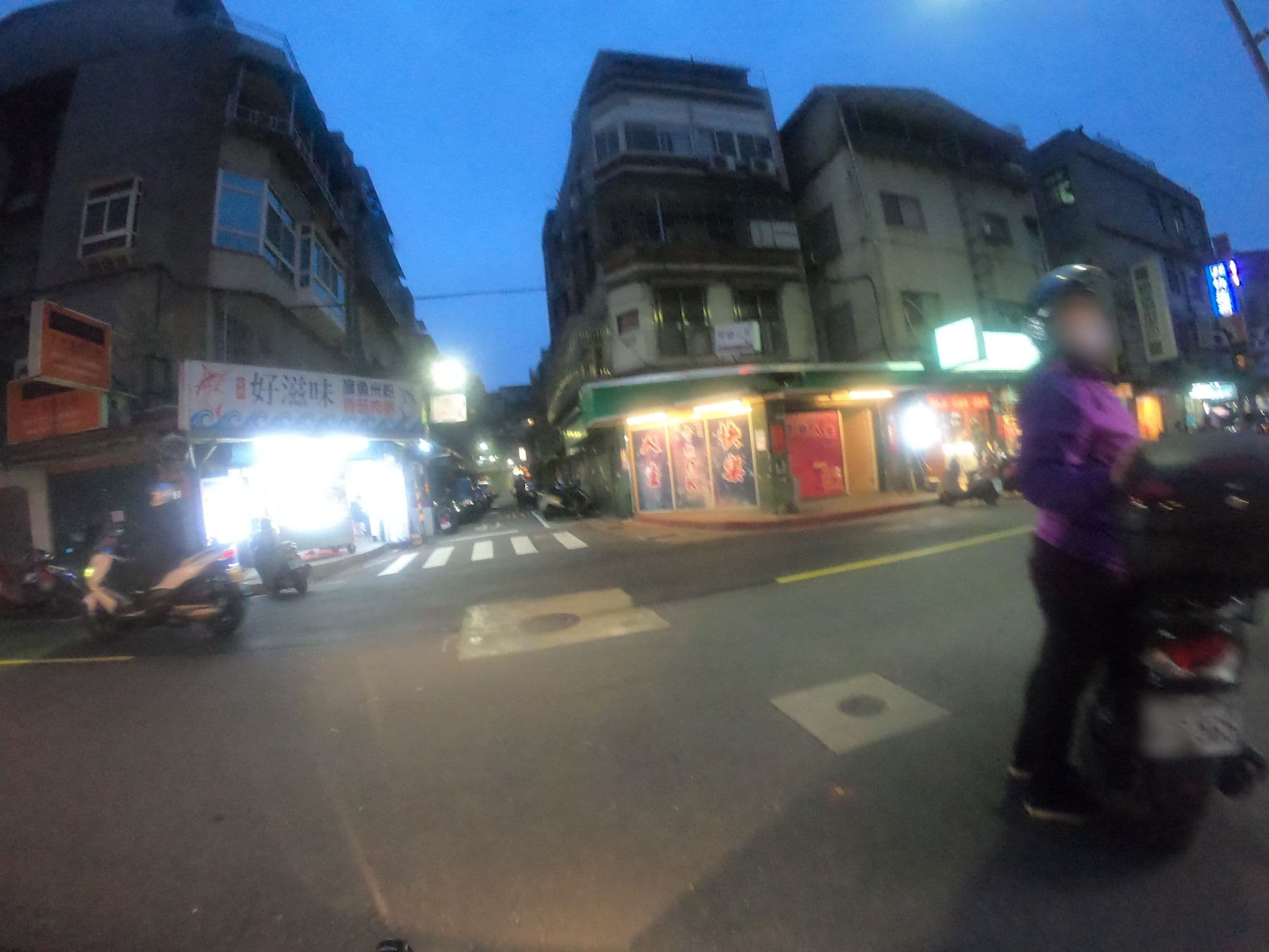 Street view near 凱林賓館, Taipei — © heretpe2019 (CC BY-SA · Mapillary)