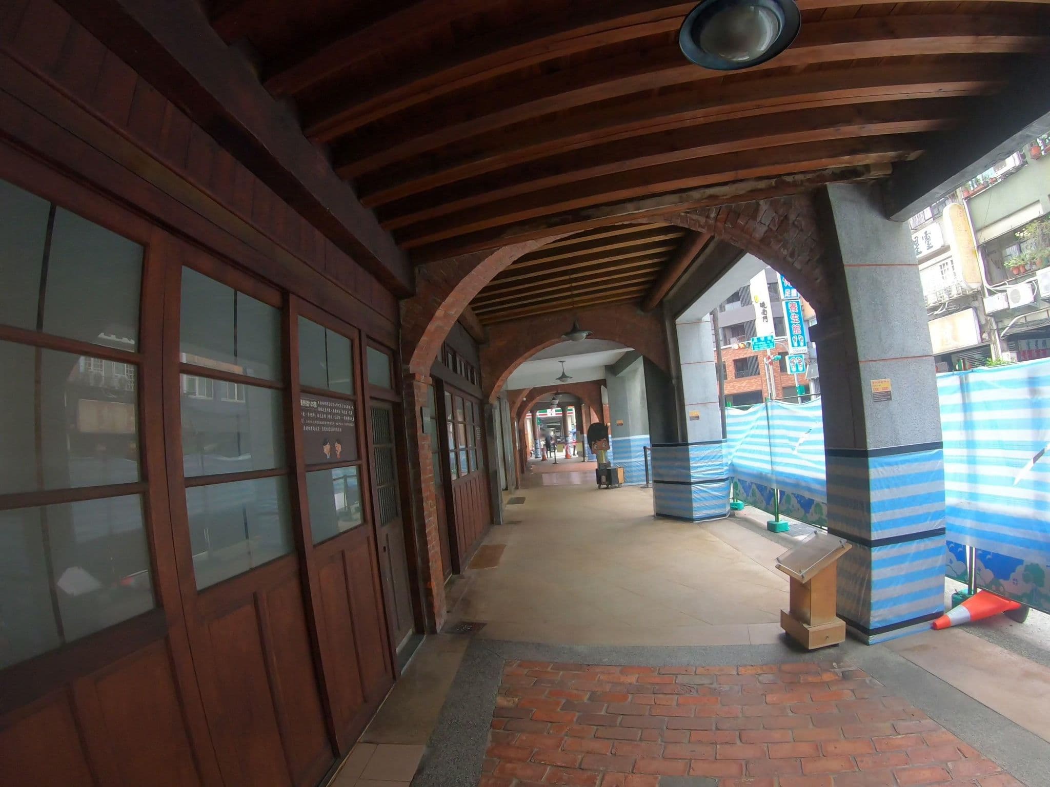 Street view near 日租王, Taipei — © algirdasc (CC BY-SA · Mapillary)