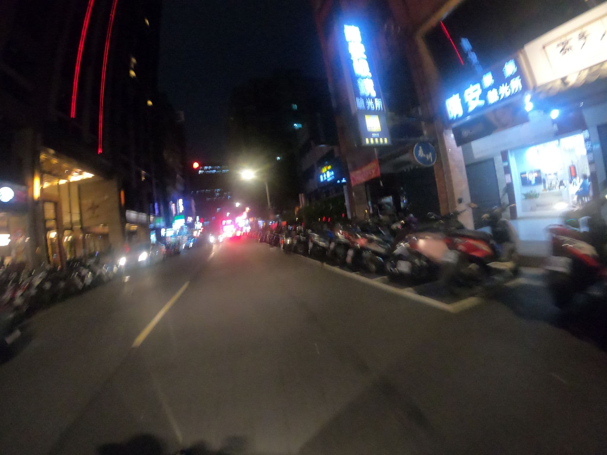 Street view near KT Star Hotel, Taipei — © heretpe2019 (CC BY-SA · Mapillary)
