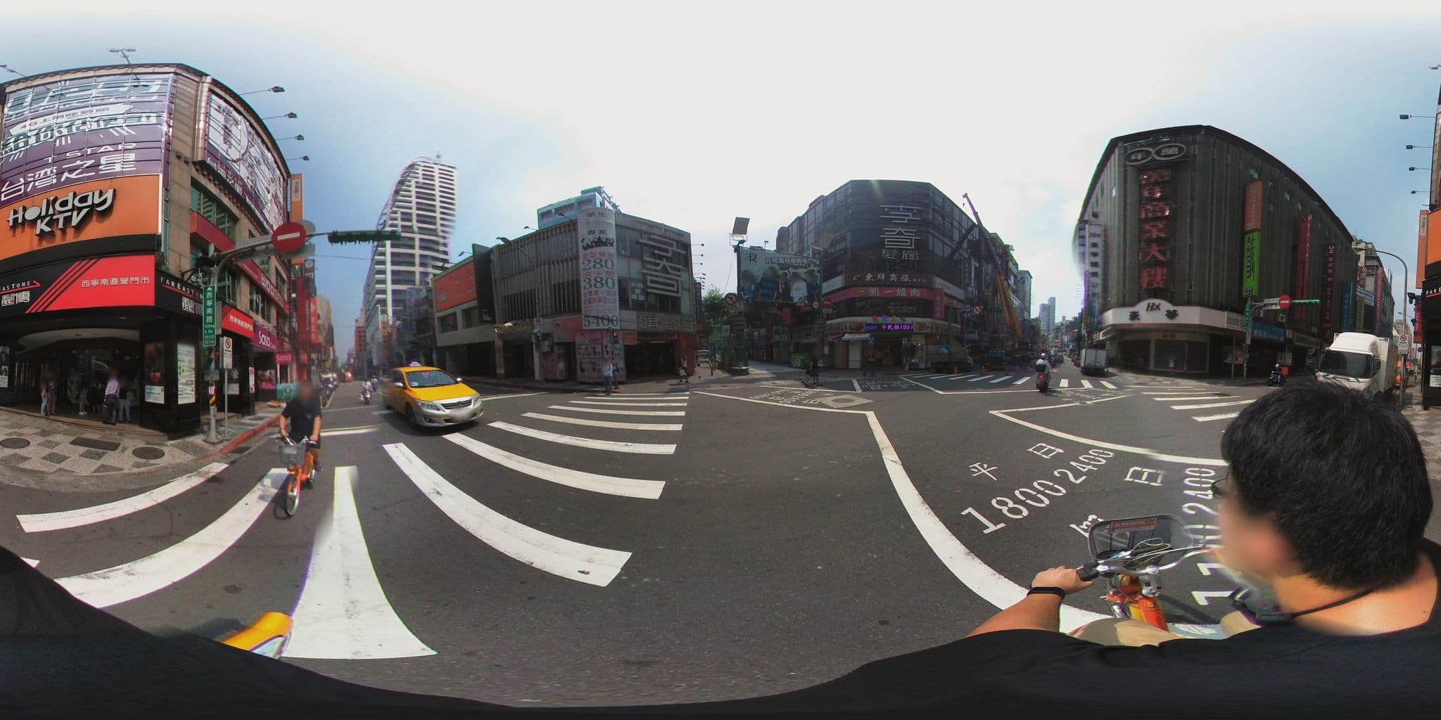 Street view near 101 S Hotel, Taipei — © shangkuanlc (CC BY-SA · Mapillary)