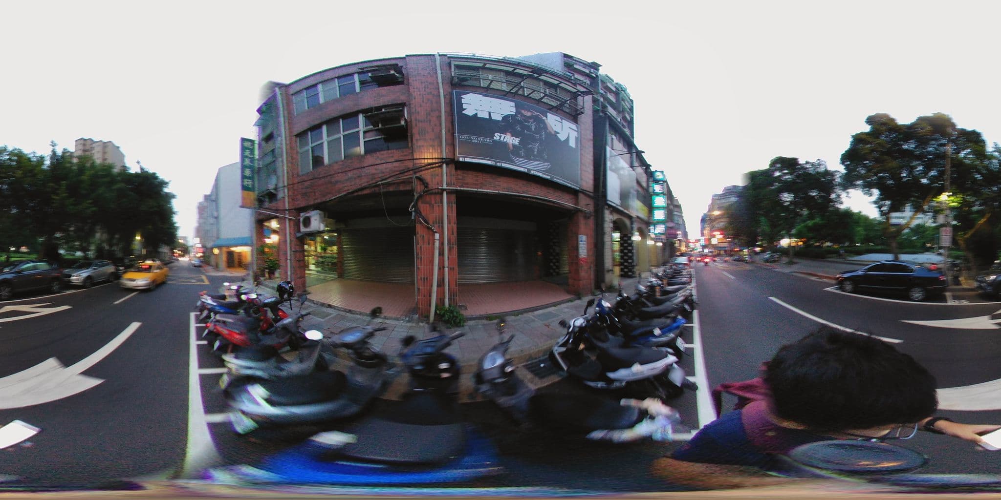 Street view near 欣欣時尚旅店, Taipei — © shangkuanlc (CC BY-SA · Mapillary)